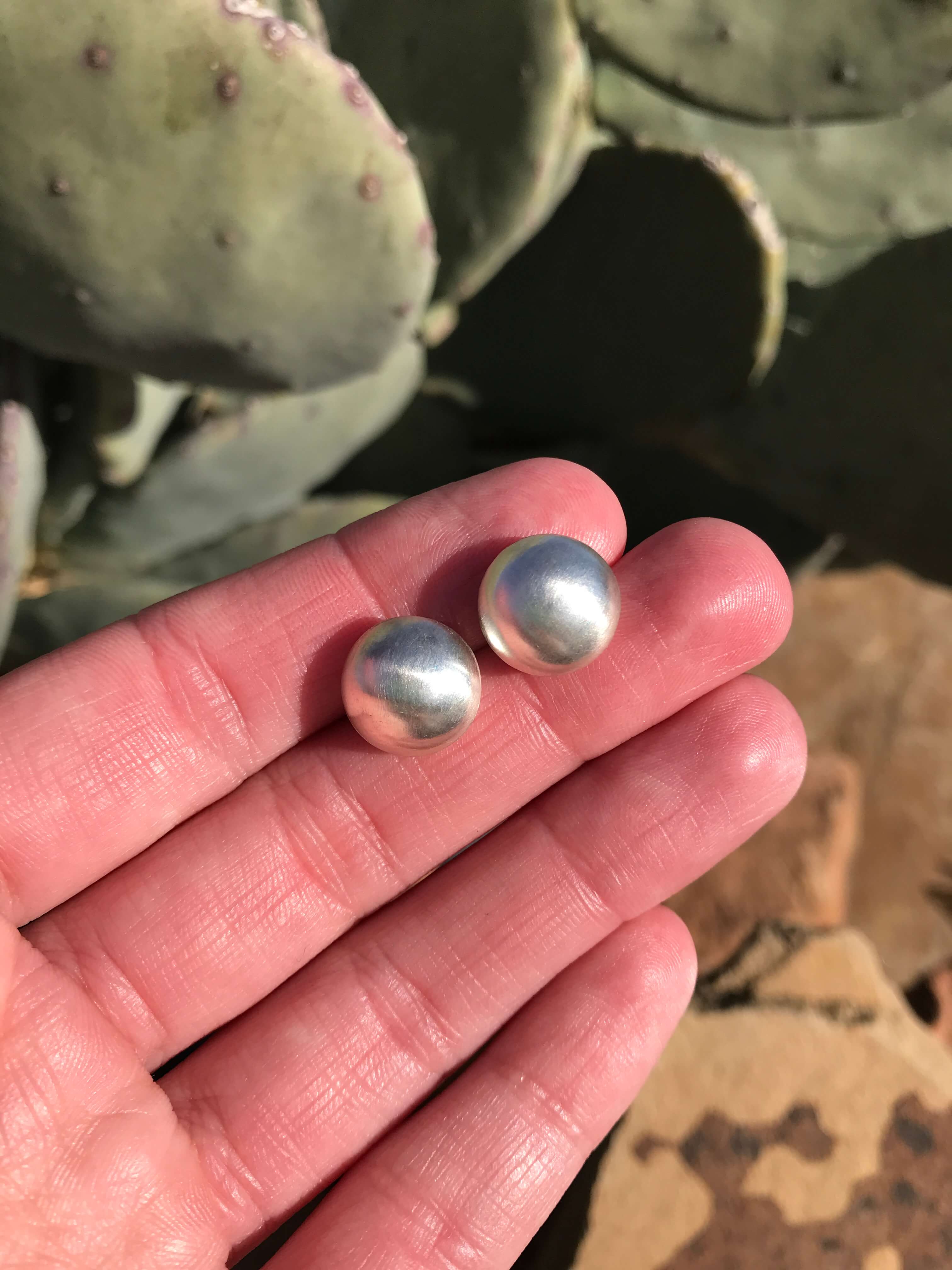The 12mm Saucer Studs