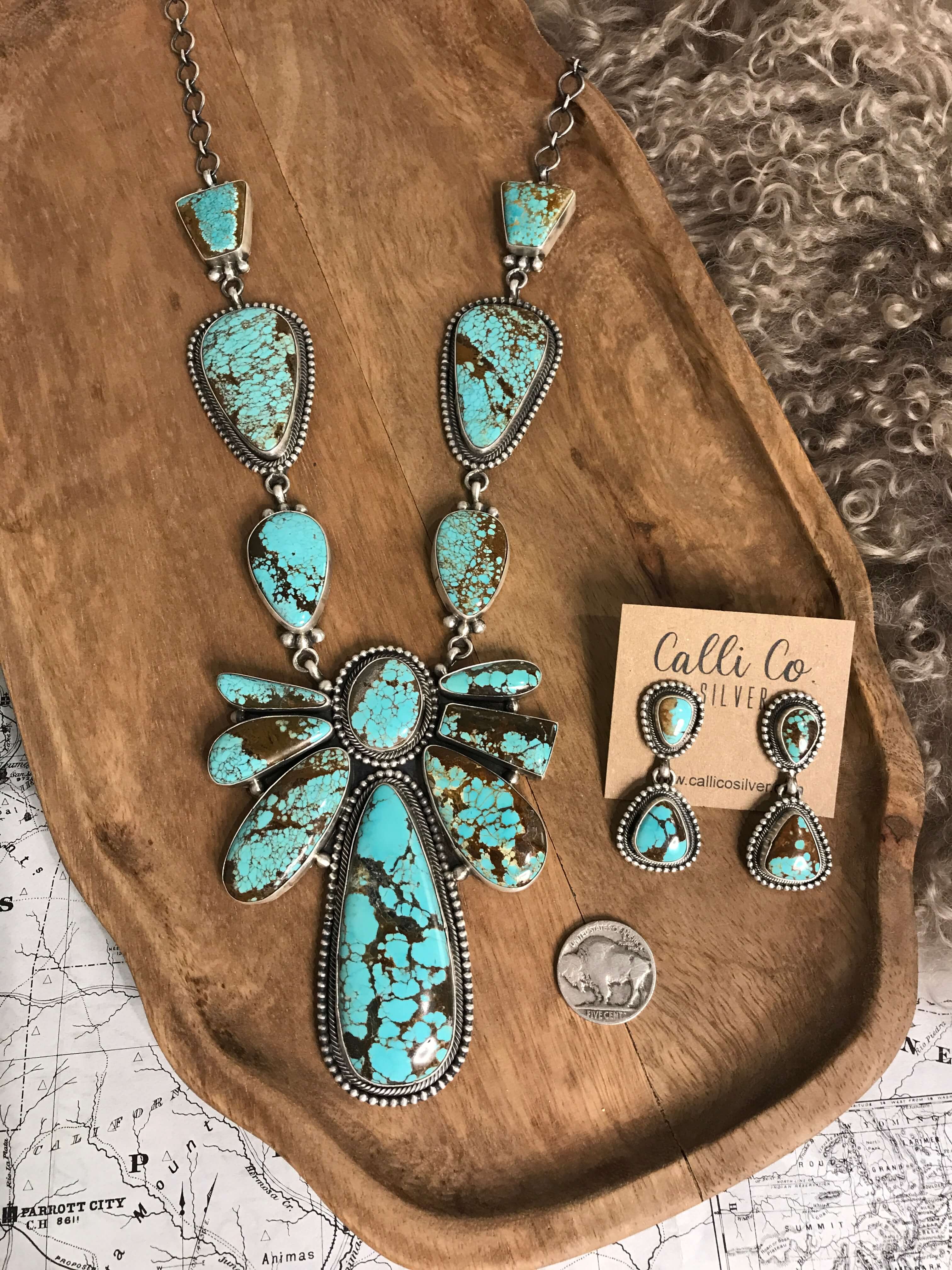 The Alabaster Turquoise Statement Necklace Set - Image 4