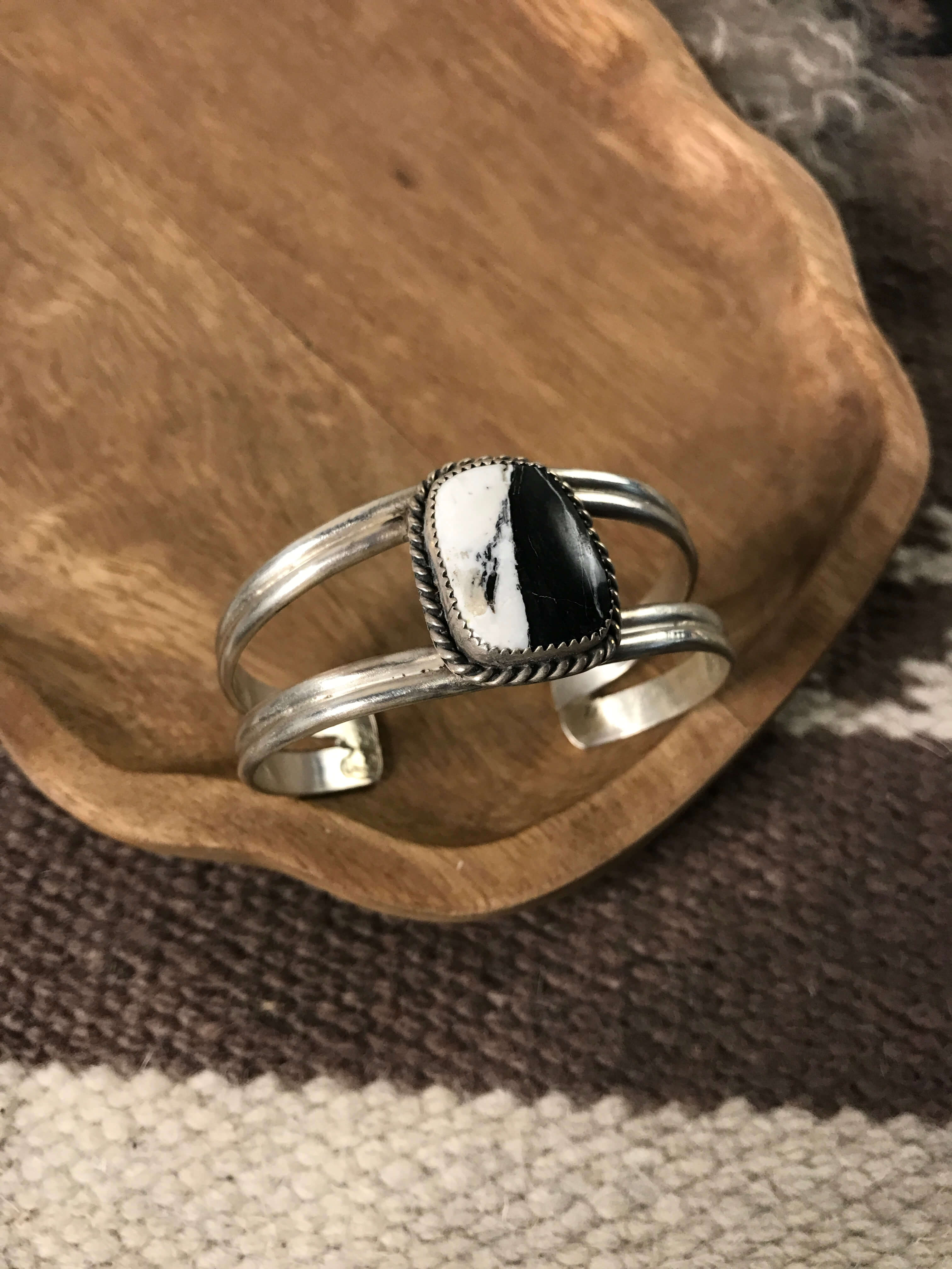 The Archer Cuff, 1