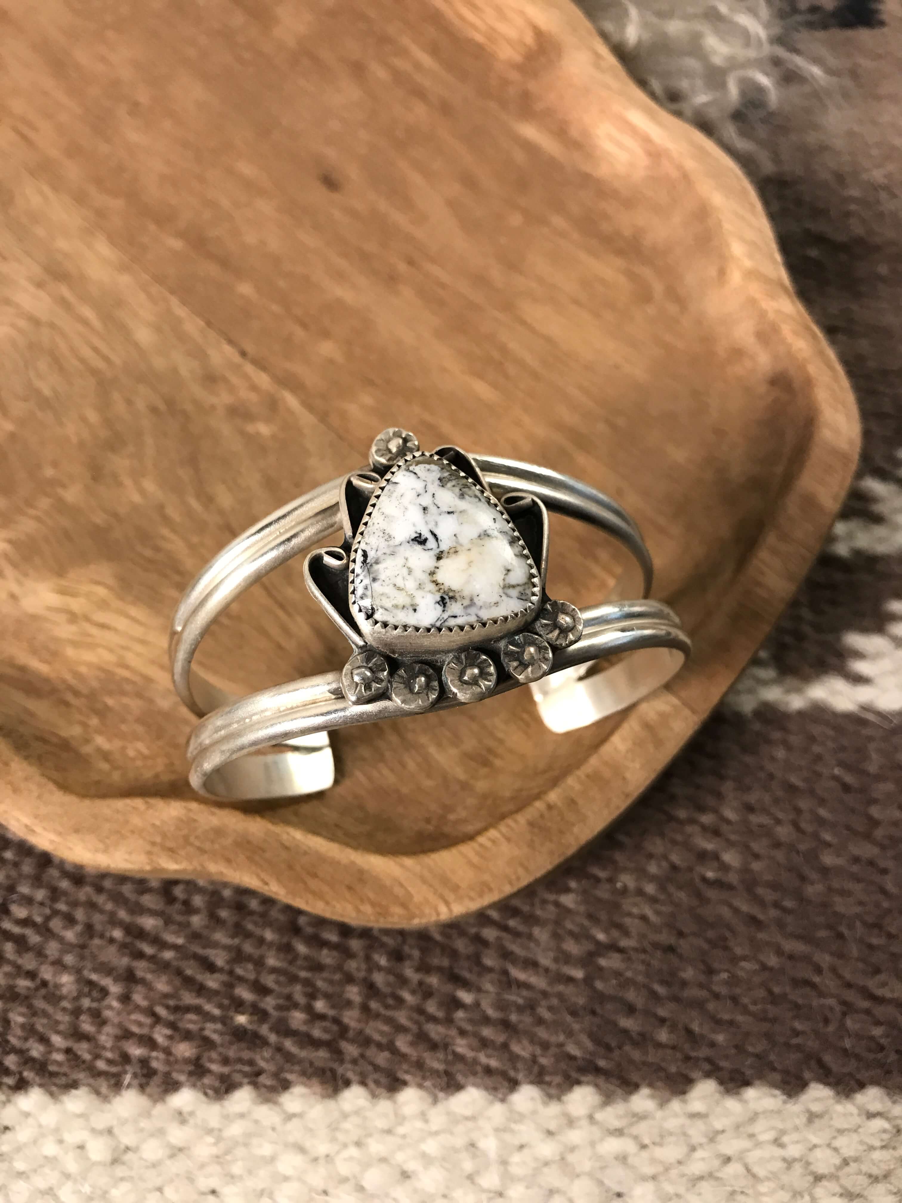 The Archer Cuff, 4