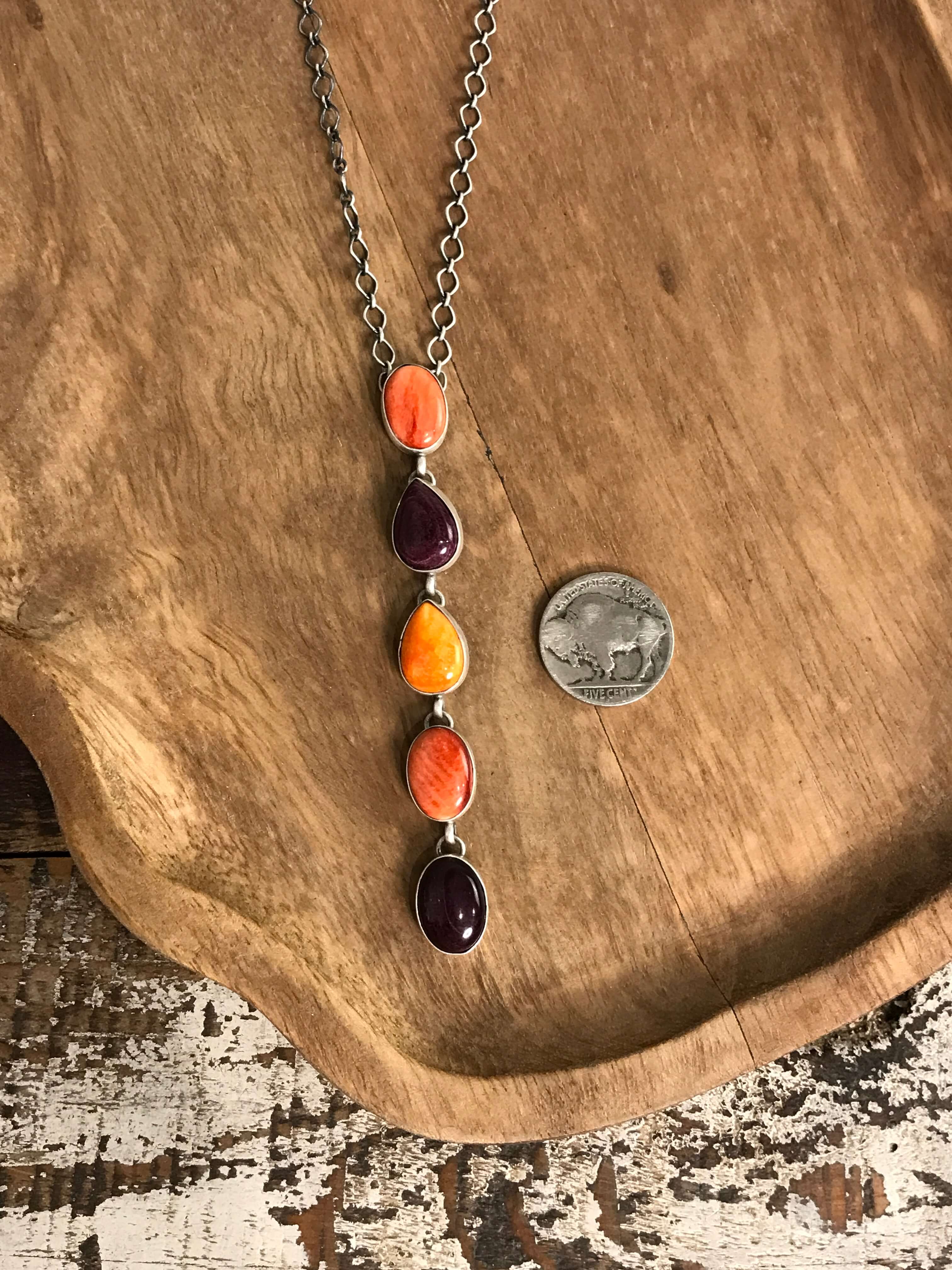 The Arroyo Lariat Necklace in Spiny Oyster, 4 - Image 4