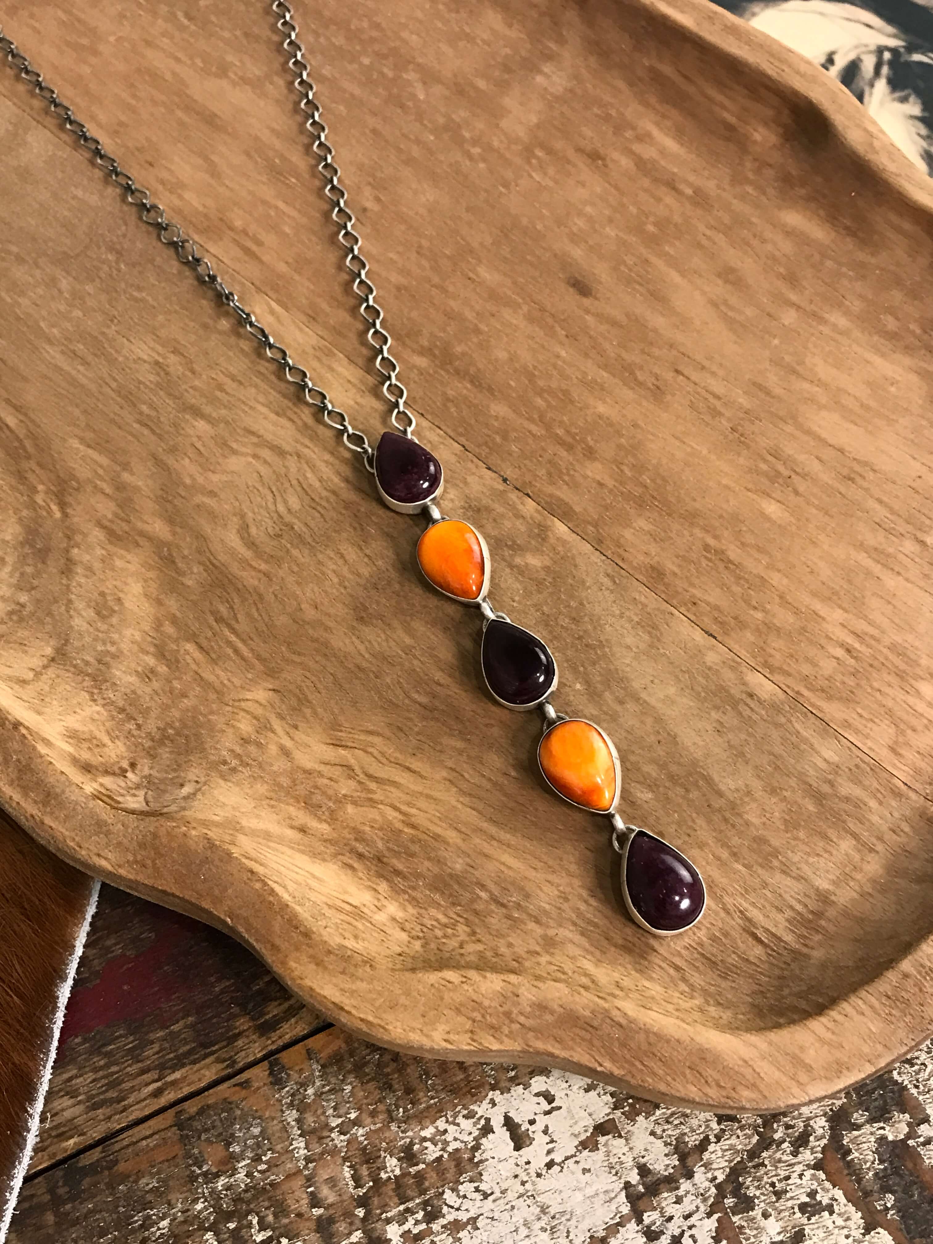 The Arroyo Lariat Necklace in Spiny Oyster, 3 - Image 5