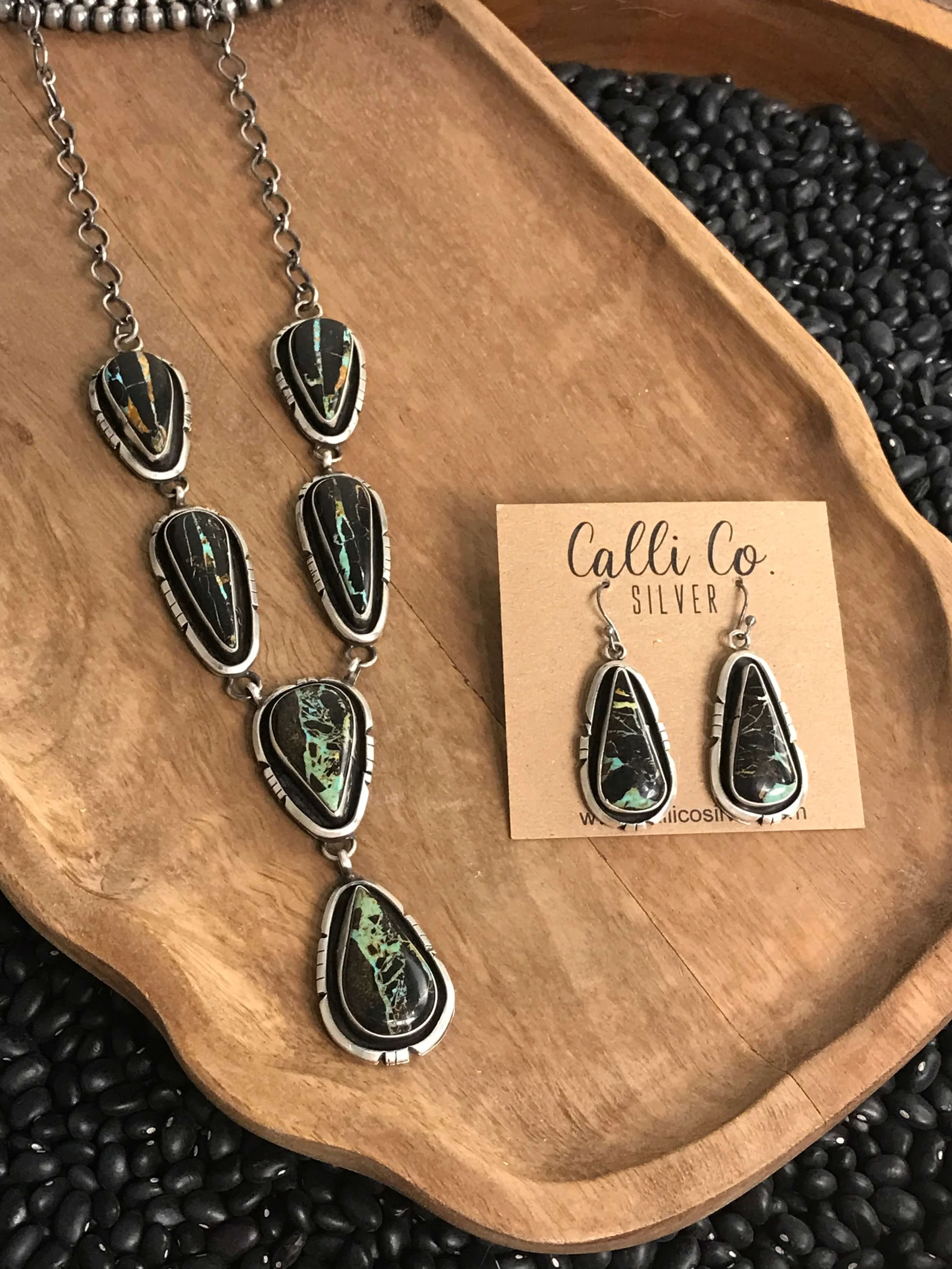 The Black Jack Lariat Necklace Set, 1