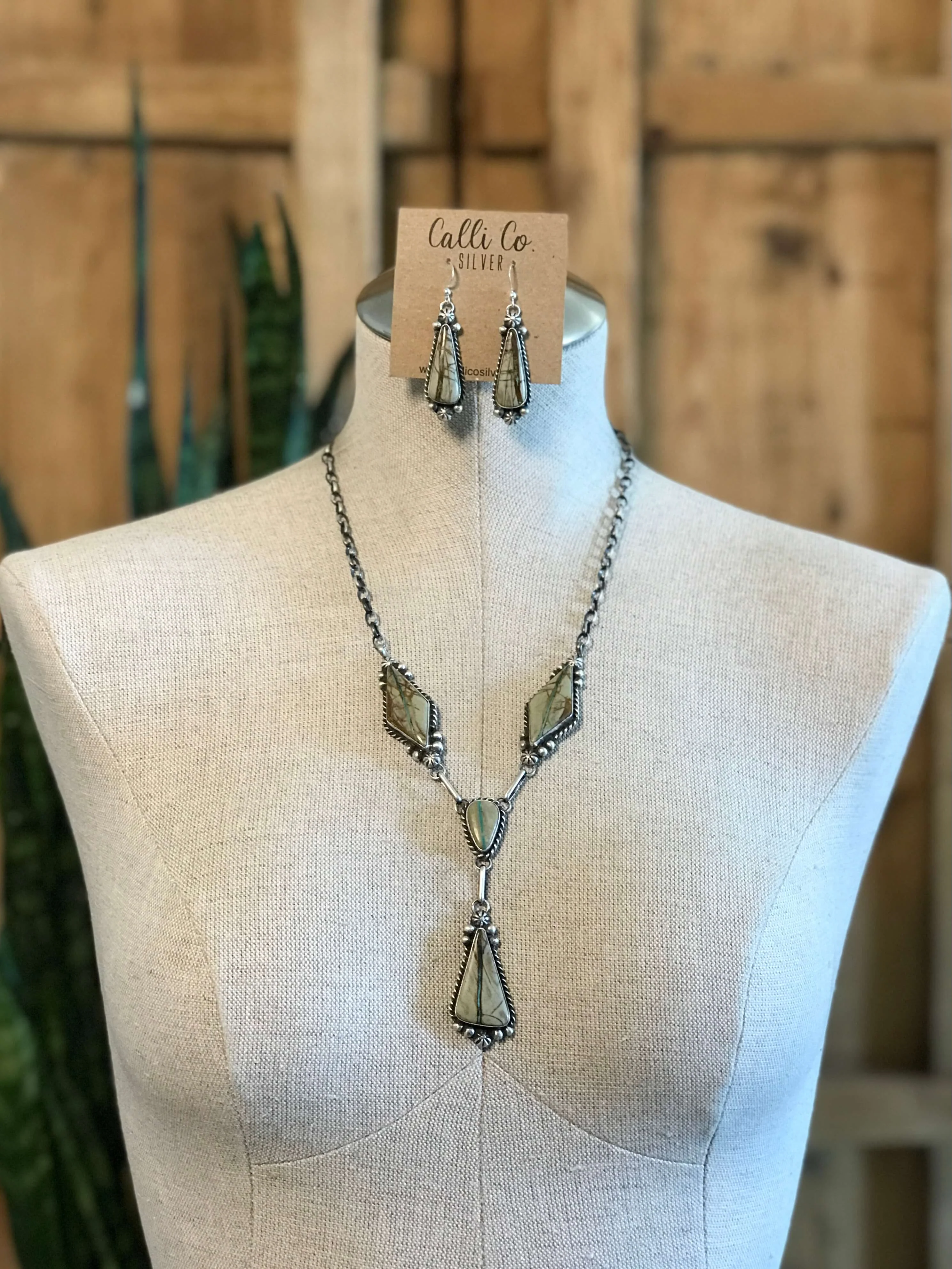 The Blaze Lariat Necklace Set - Image 2
