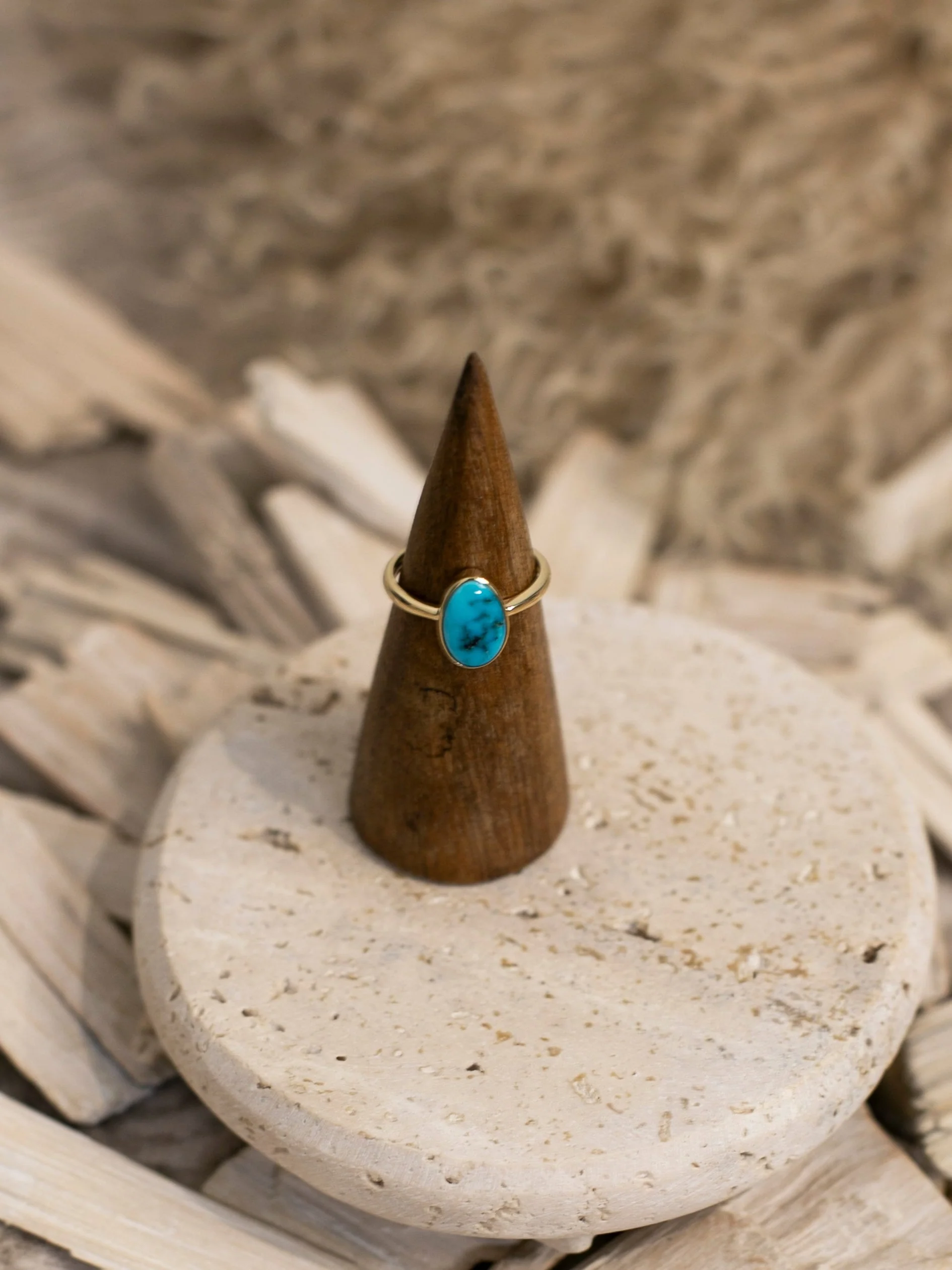 The Bordeaux 14k and Turquoise Ring 2, Sz 7 - Image 4