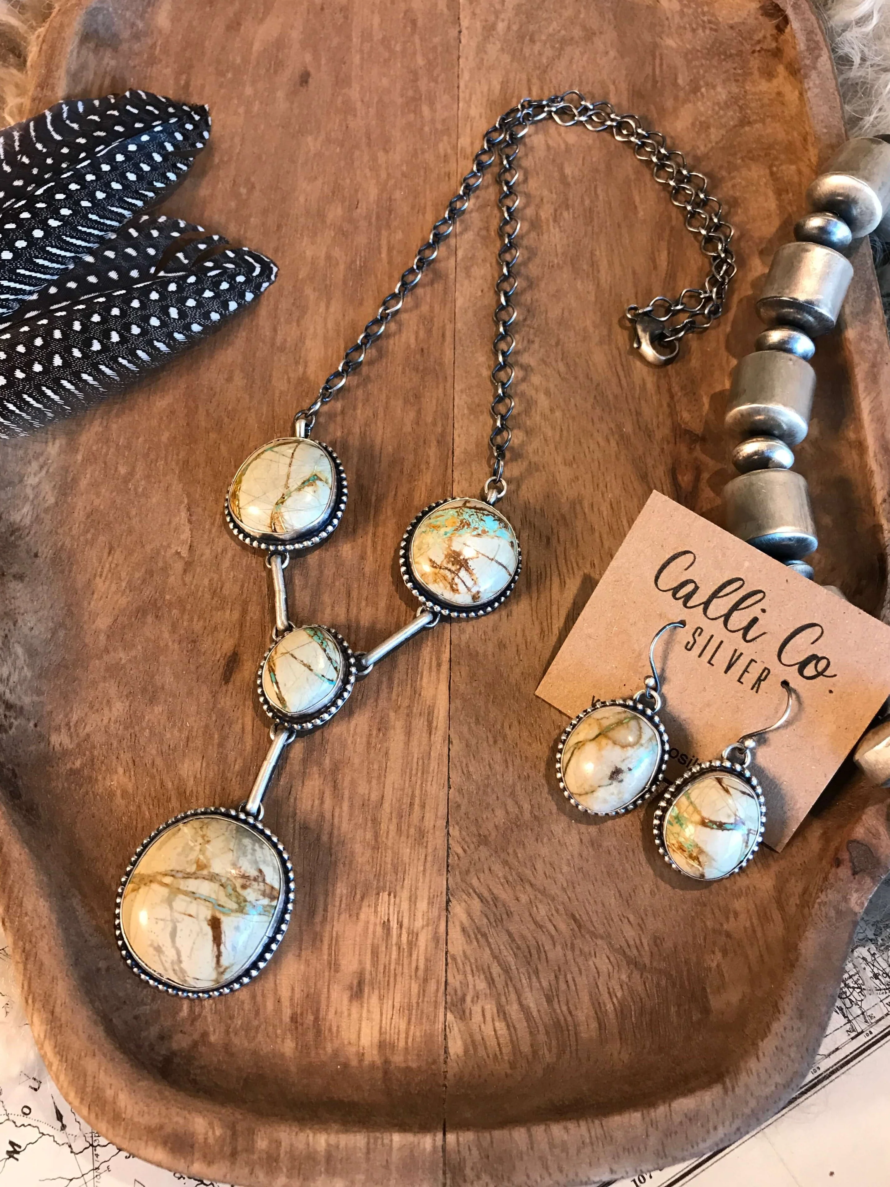 The Buckeye Lariat Necklace Set