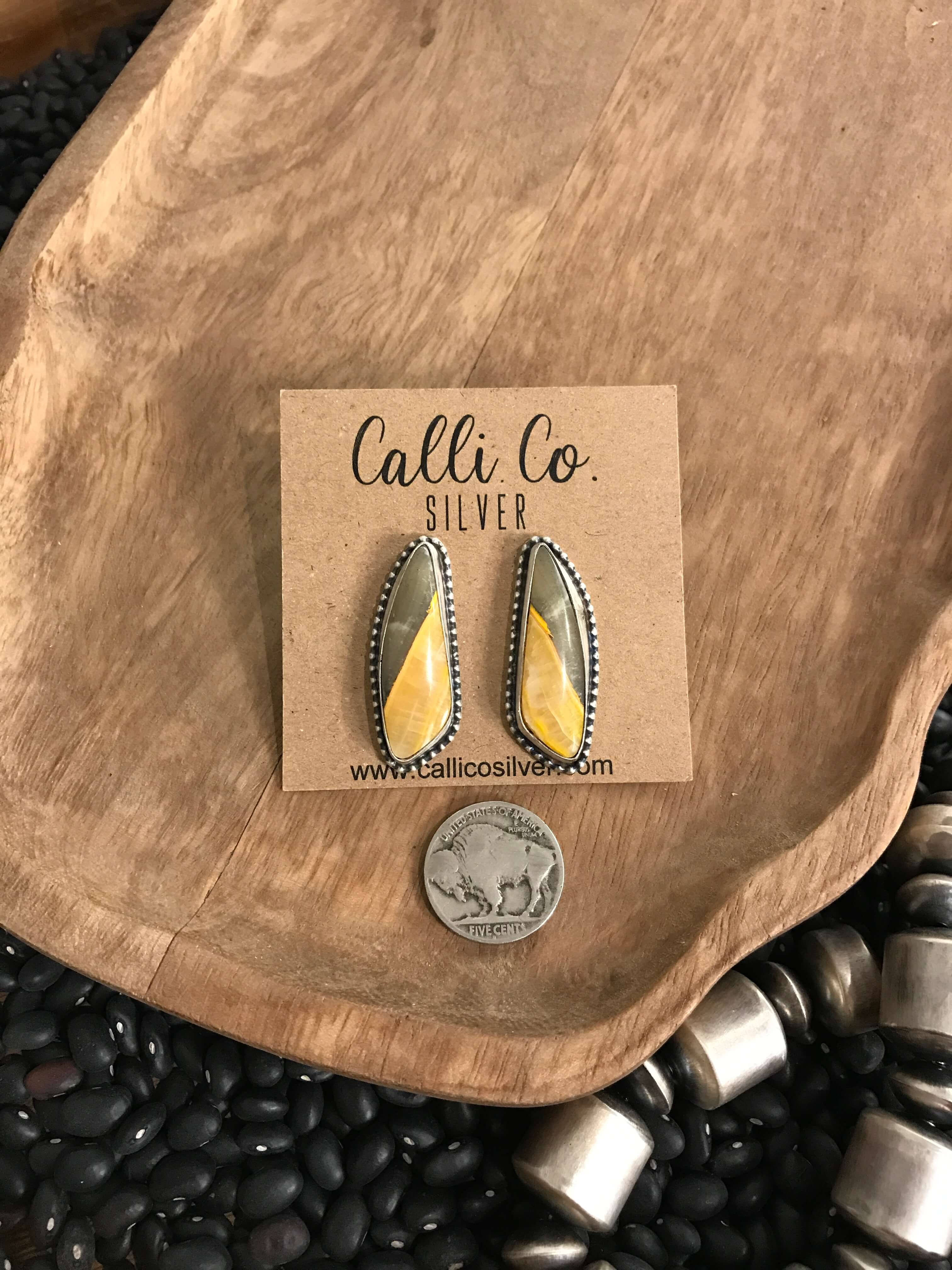 The Bumblebee Studs, 24 - Image 2