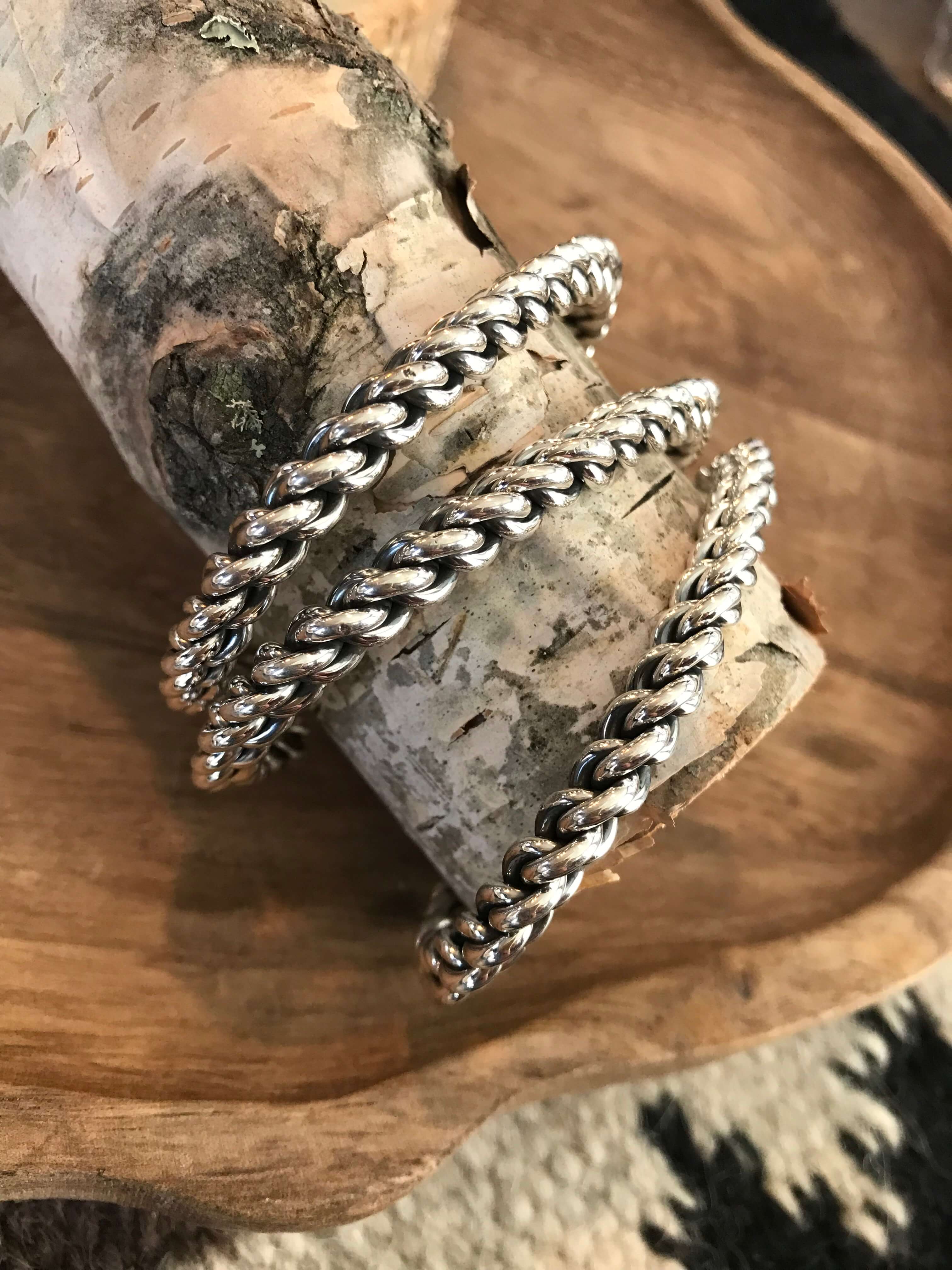 The Calcutta Cuffs - Image 3