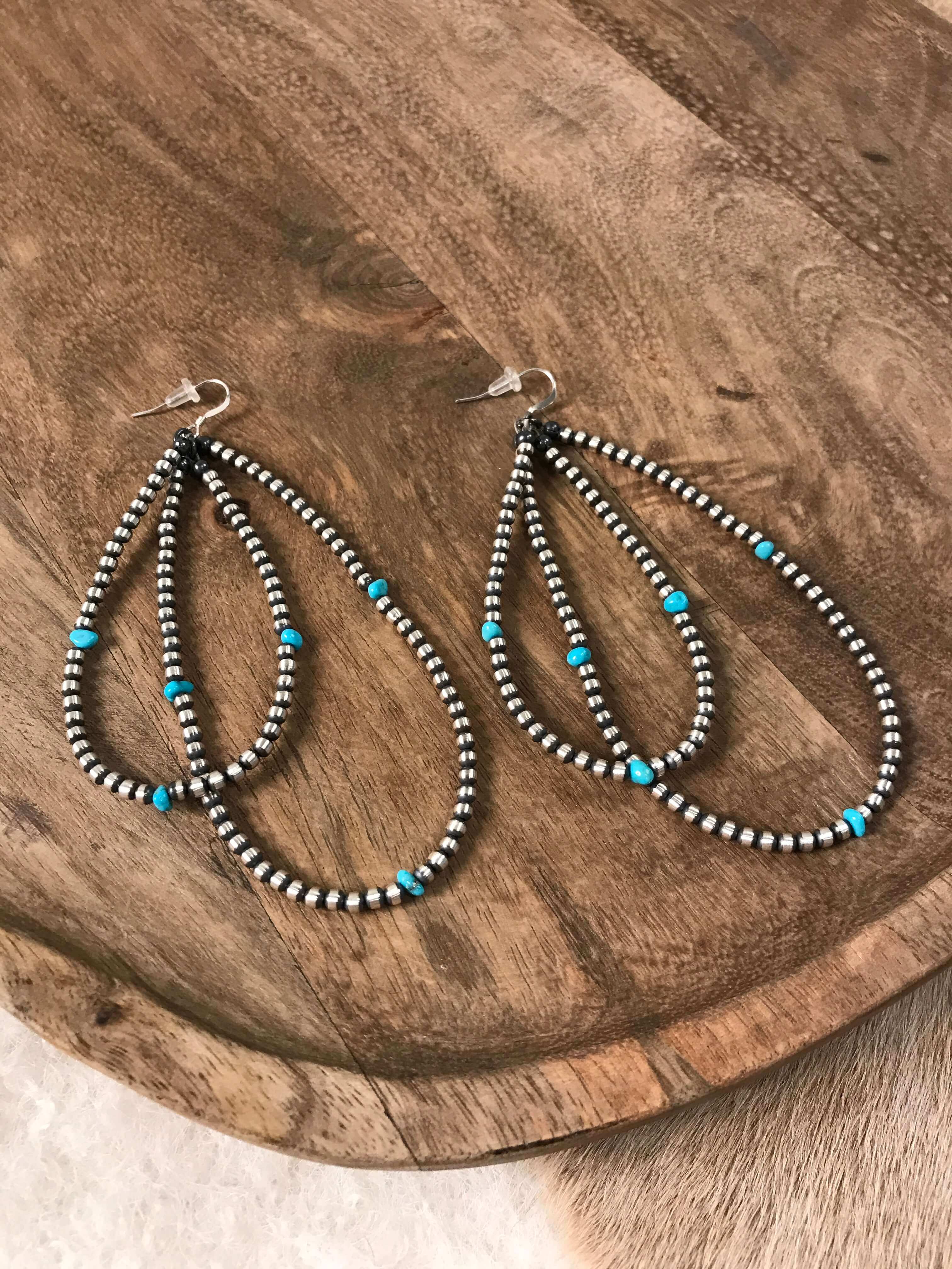 The Carabola Double Hoop Earrings - Image 4