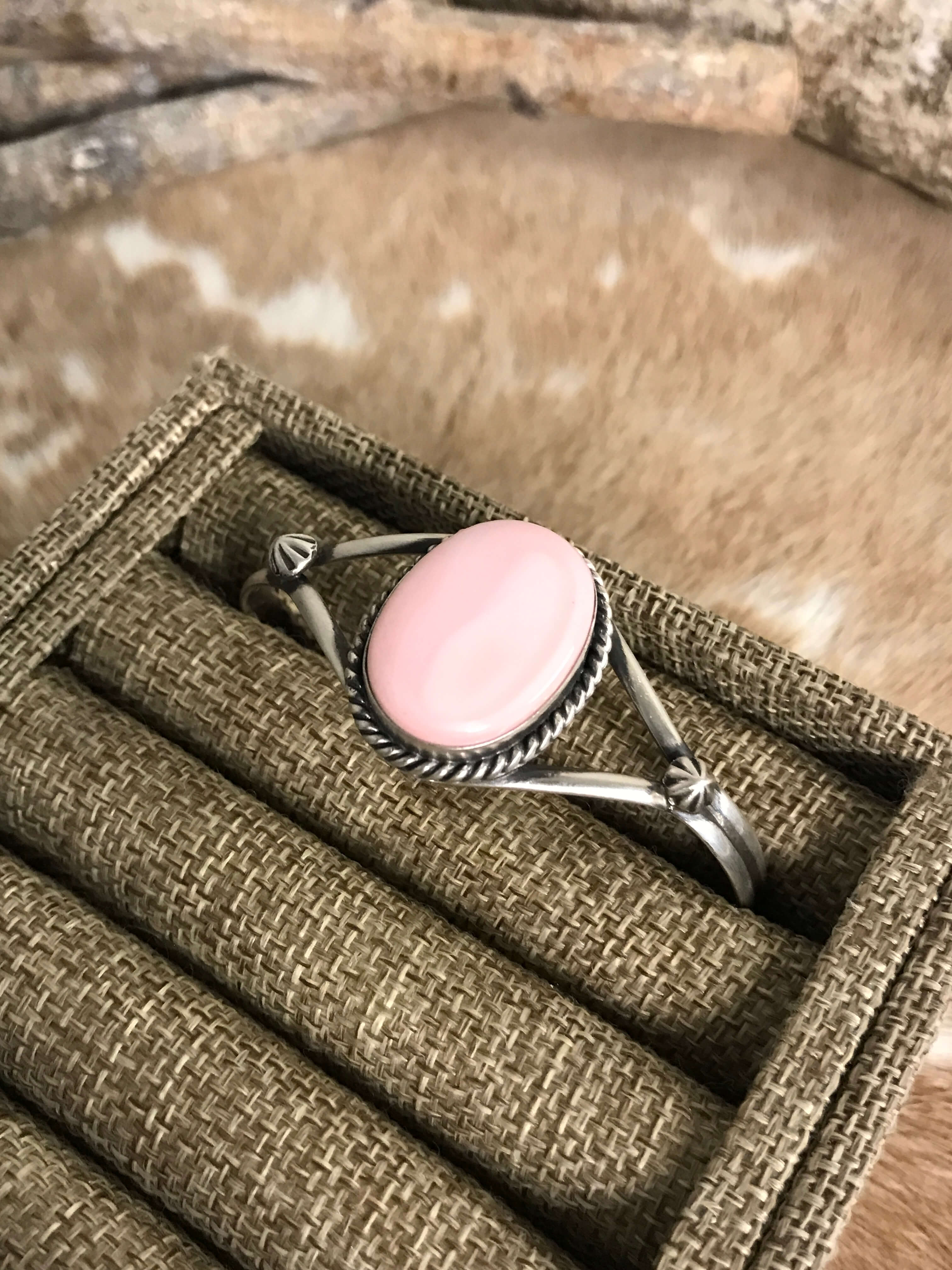 The Crest Pink Conch Cuff, 2 - Image 3