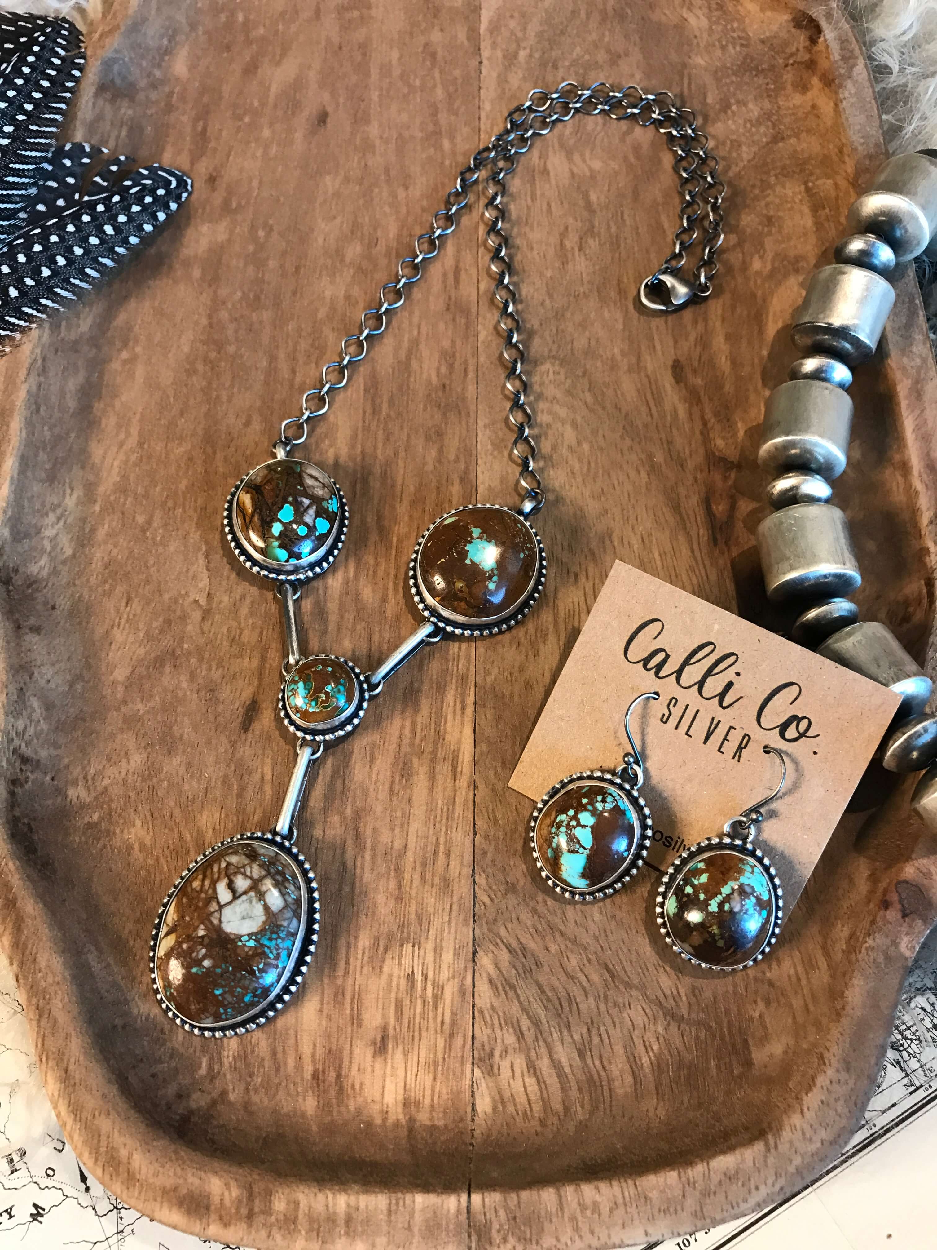 The Cross Lariat Necklace Set