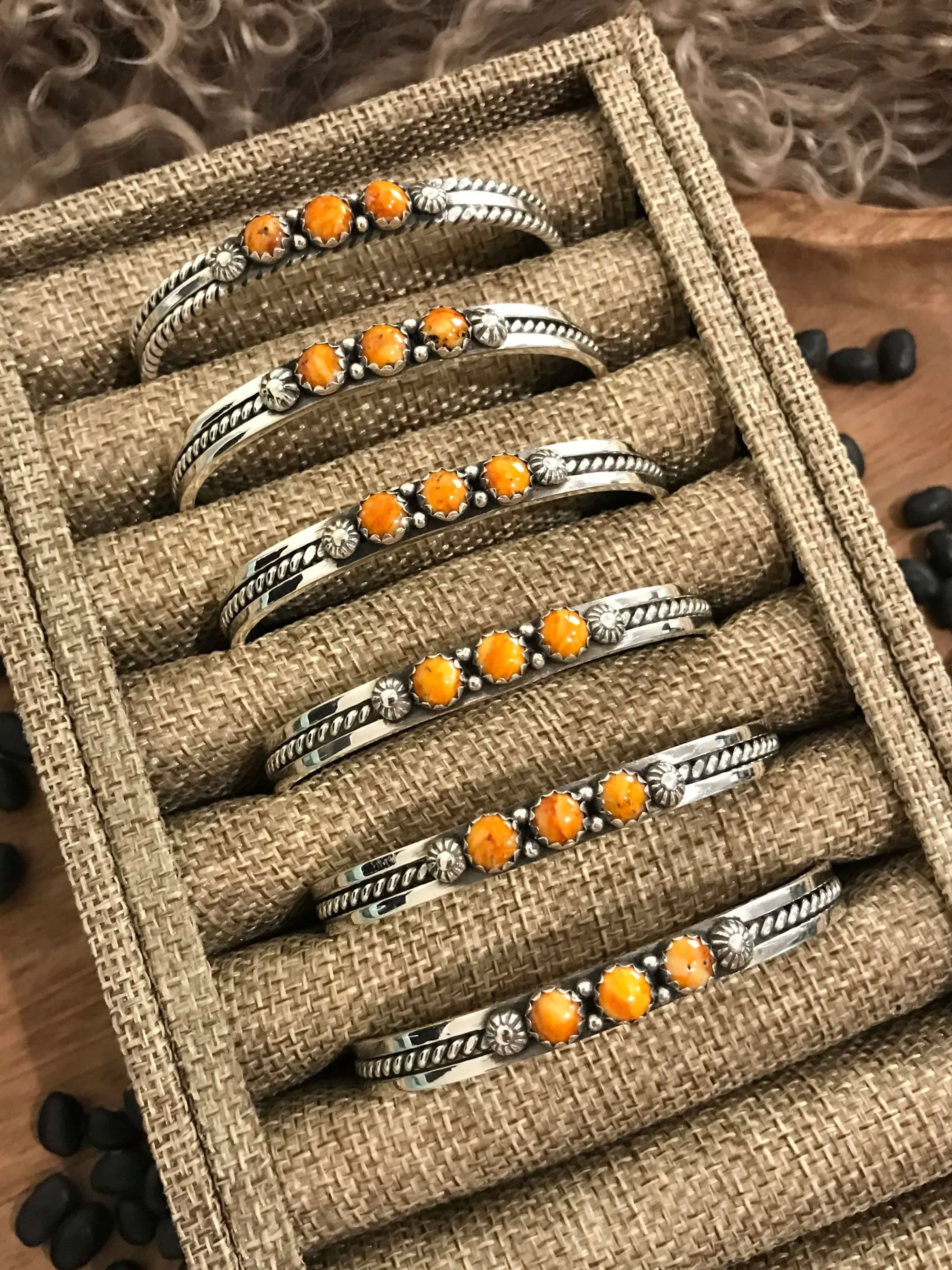 The Dandy 3 Stone Cuffs in Spiny
