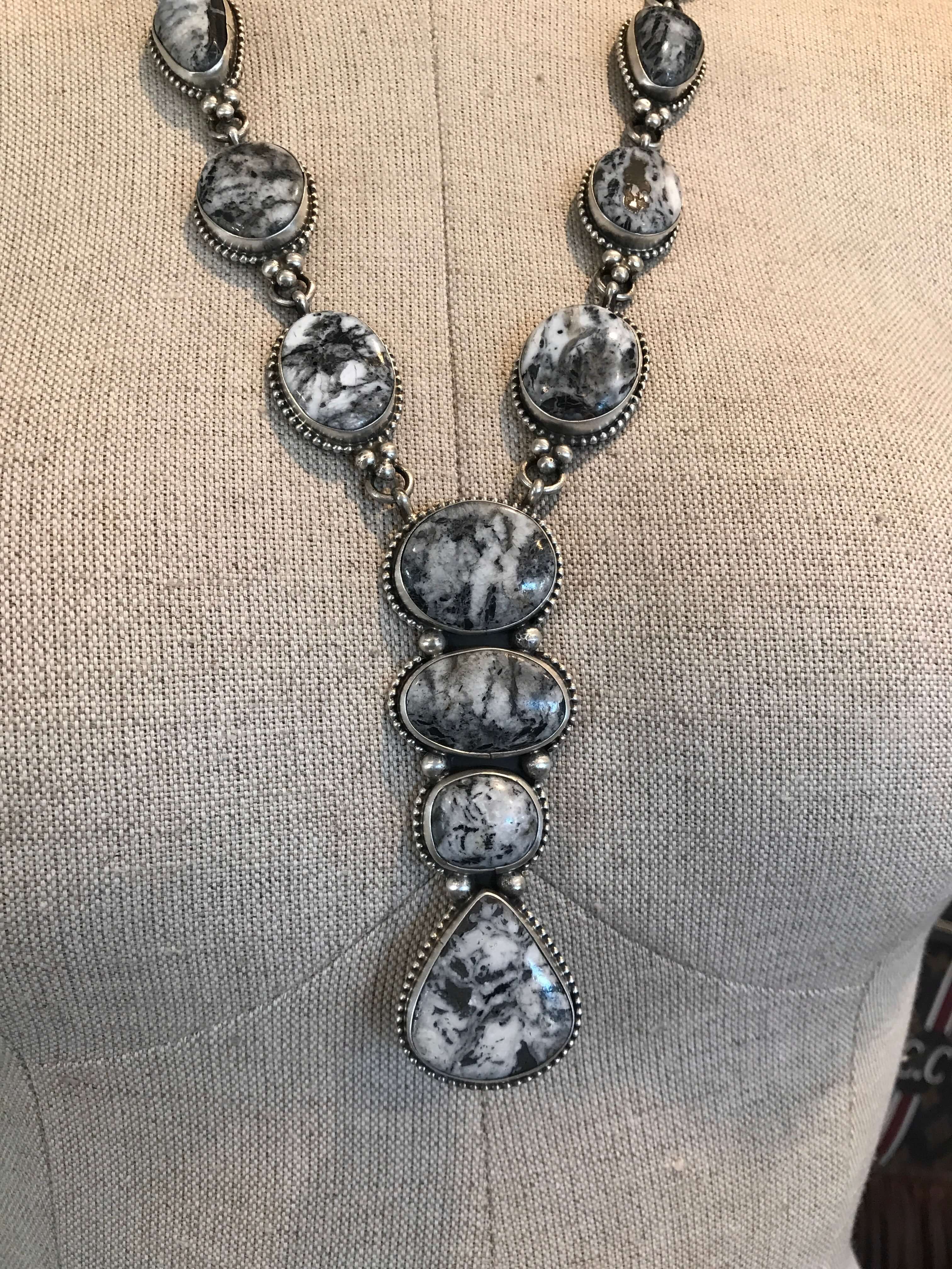 The Dwyer Lariat Necklace Set - Image 4
