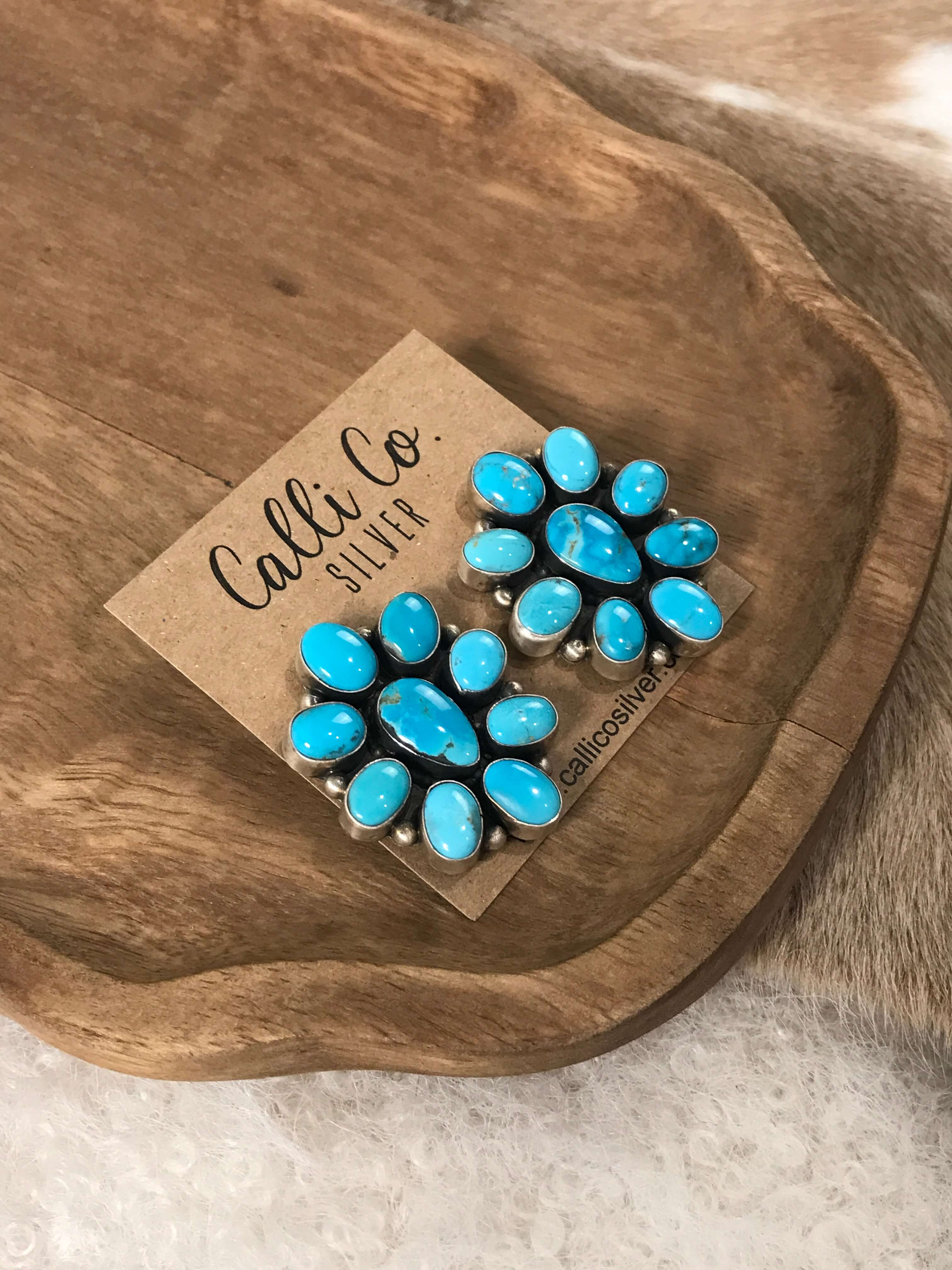 The Edwards Cluster Earrings - Image 3
