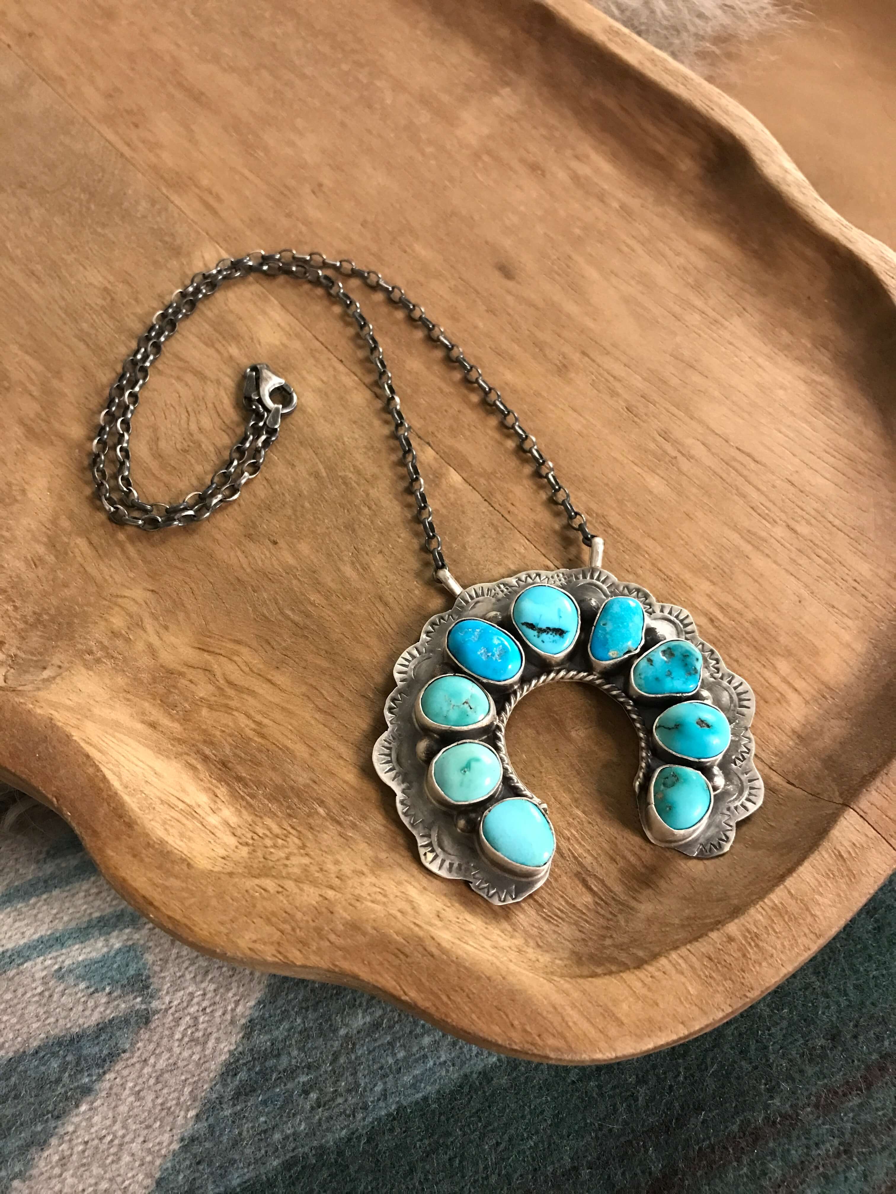 The Friona Naja Necklace, 2