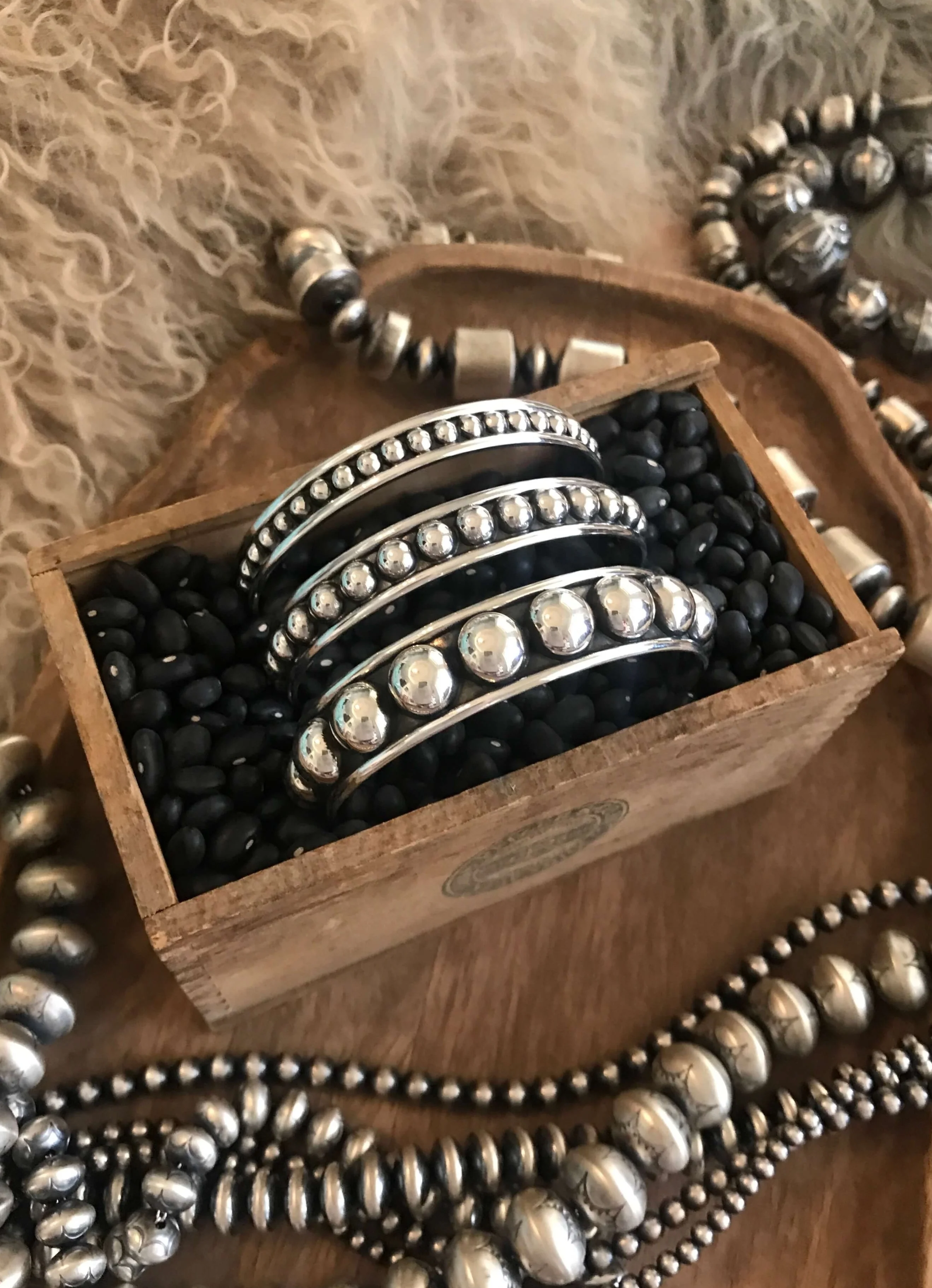 The Horizon Cuff