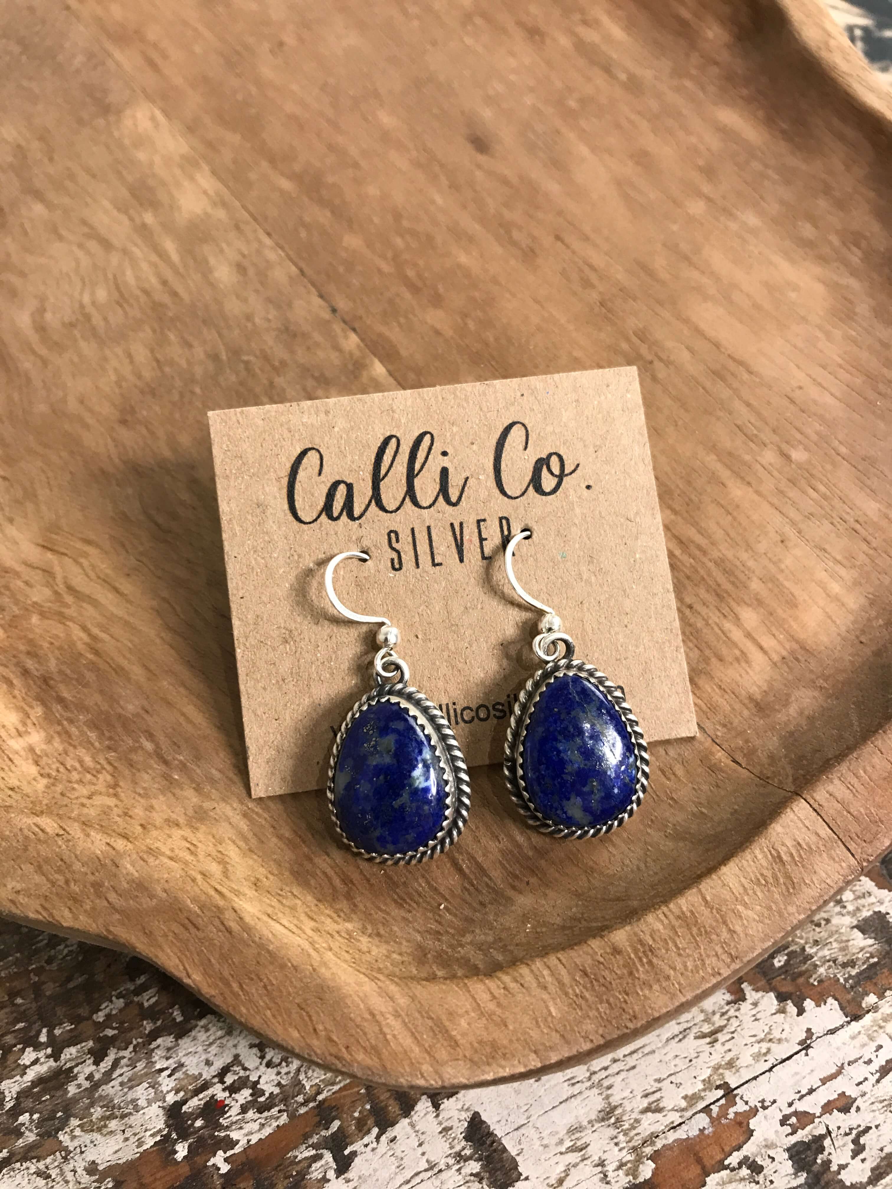 The Jude Lapis Dangles, 3