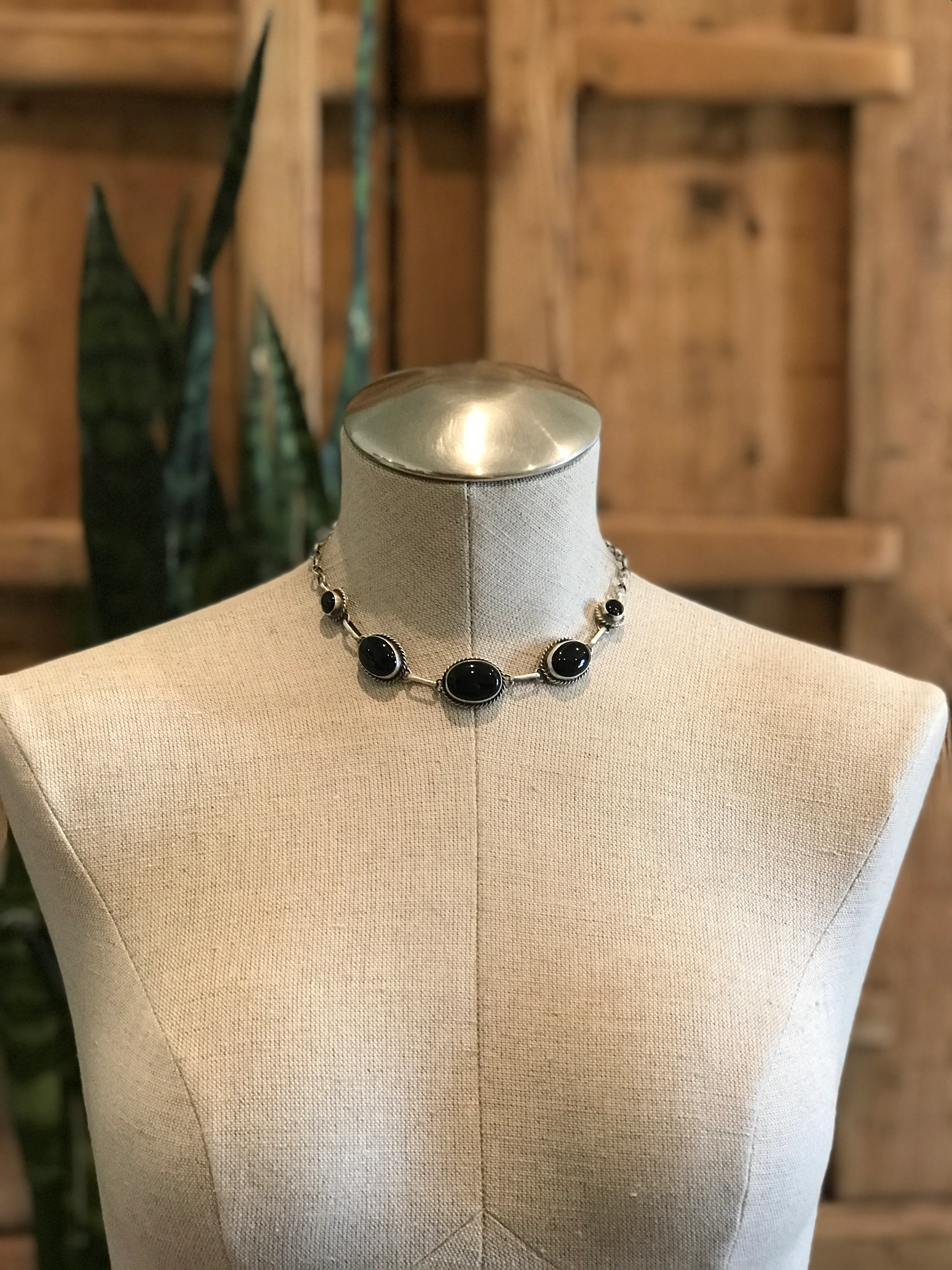 The Kelowna Statement Necklace - Image 3