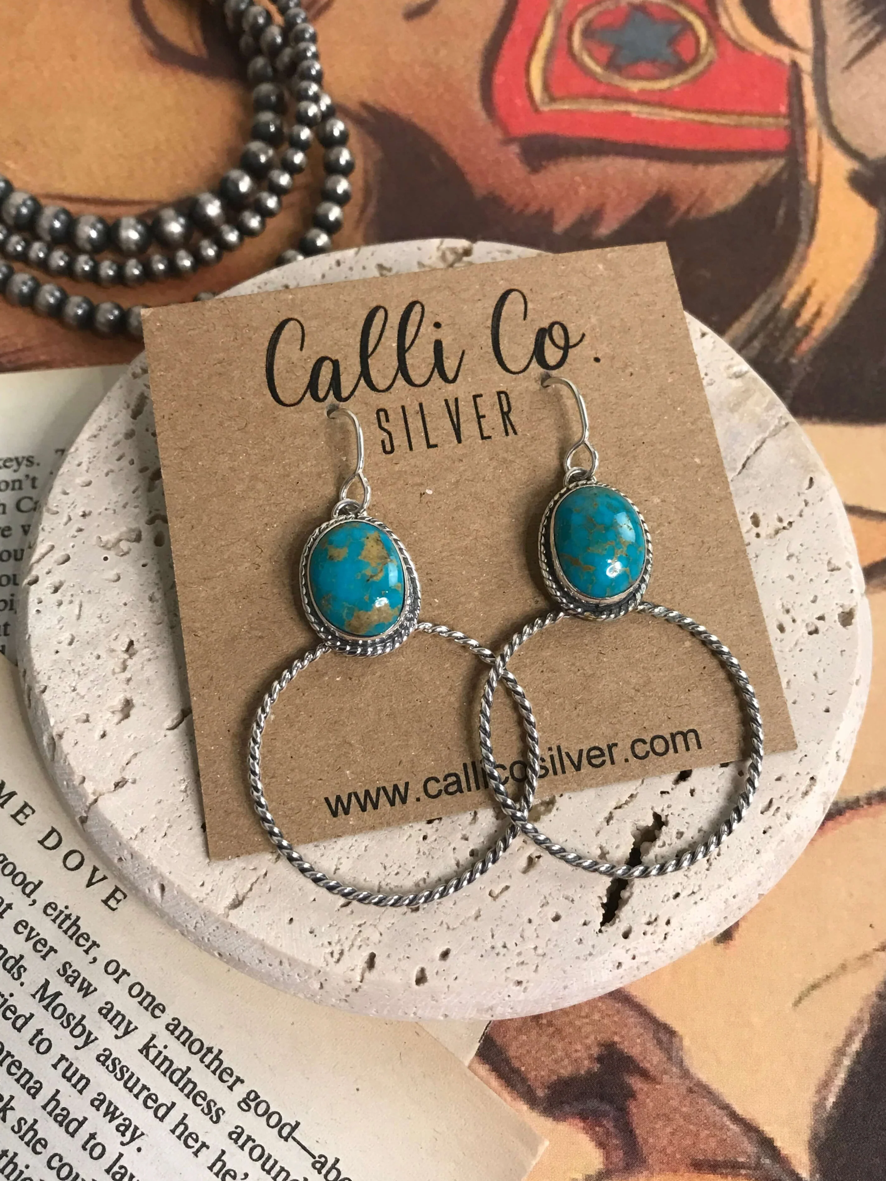 The Keystone Hoop Earrings, 75