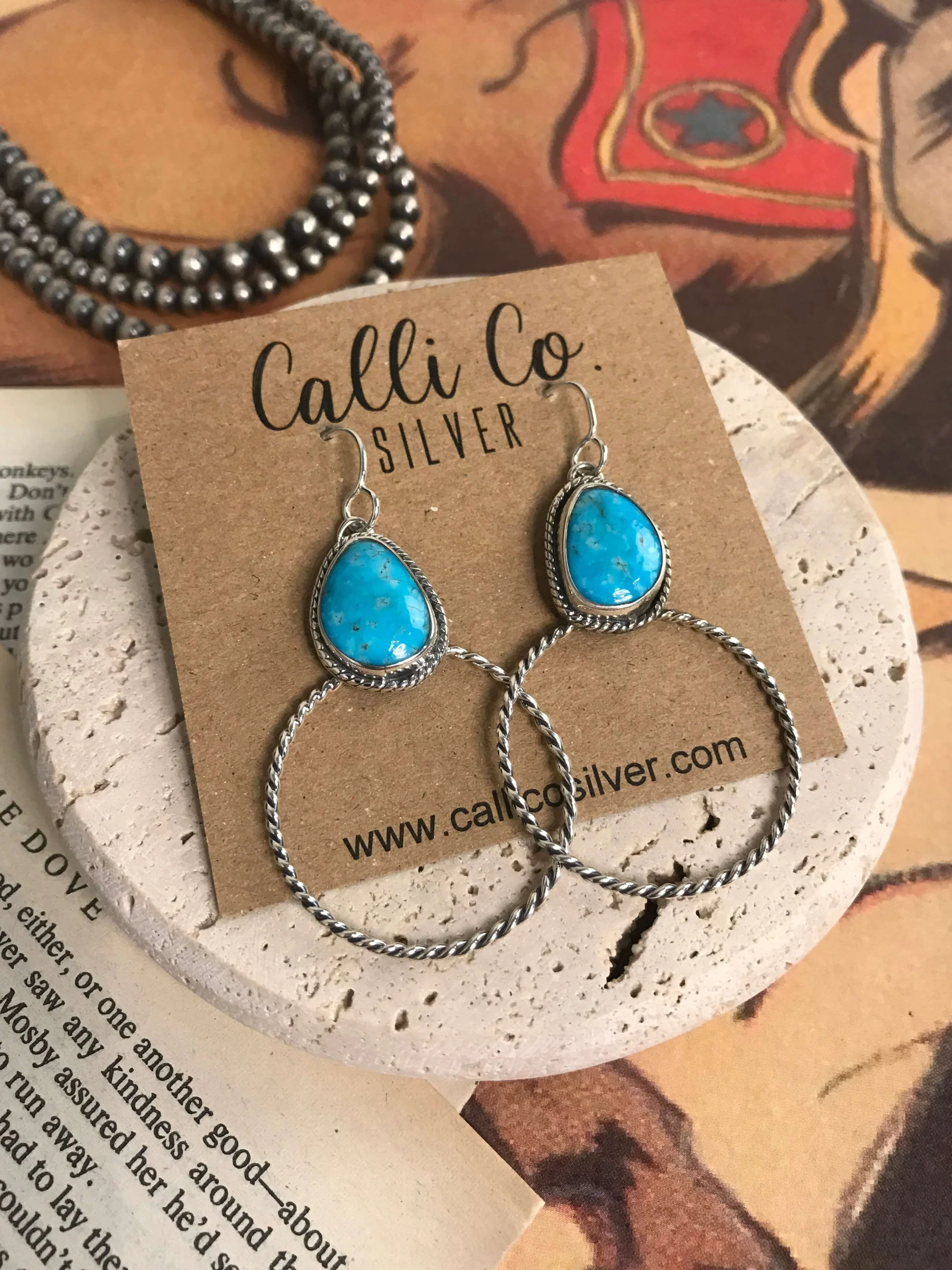 The Keystone Hoop Earrings, 77
