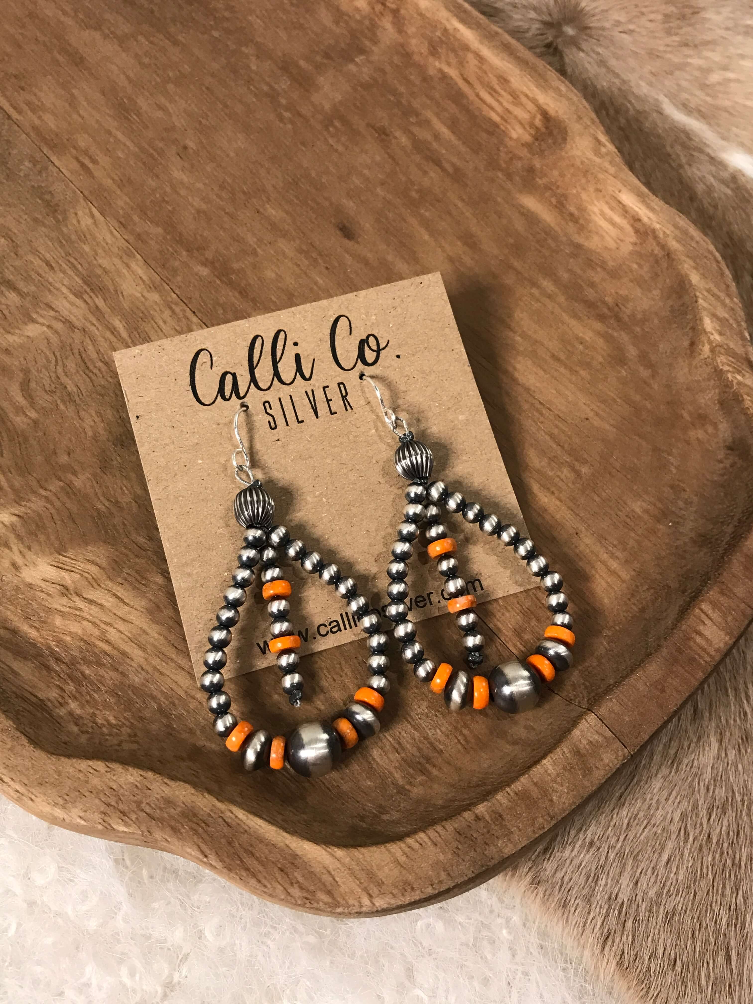 The Kinlee Hoop Earrings