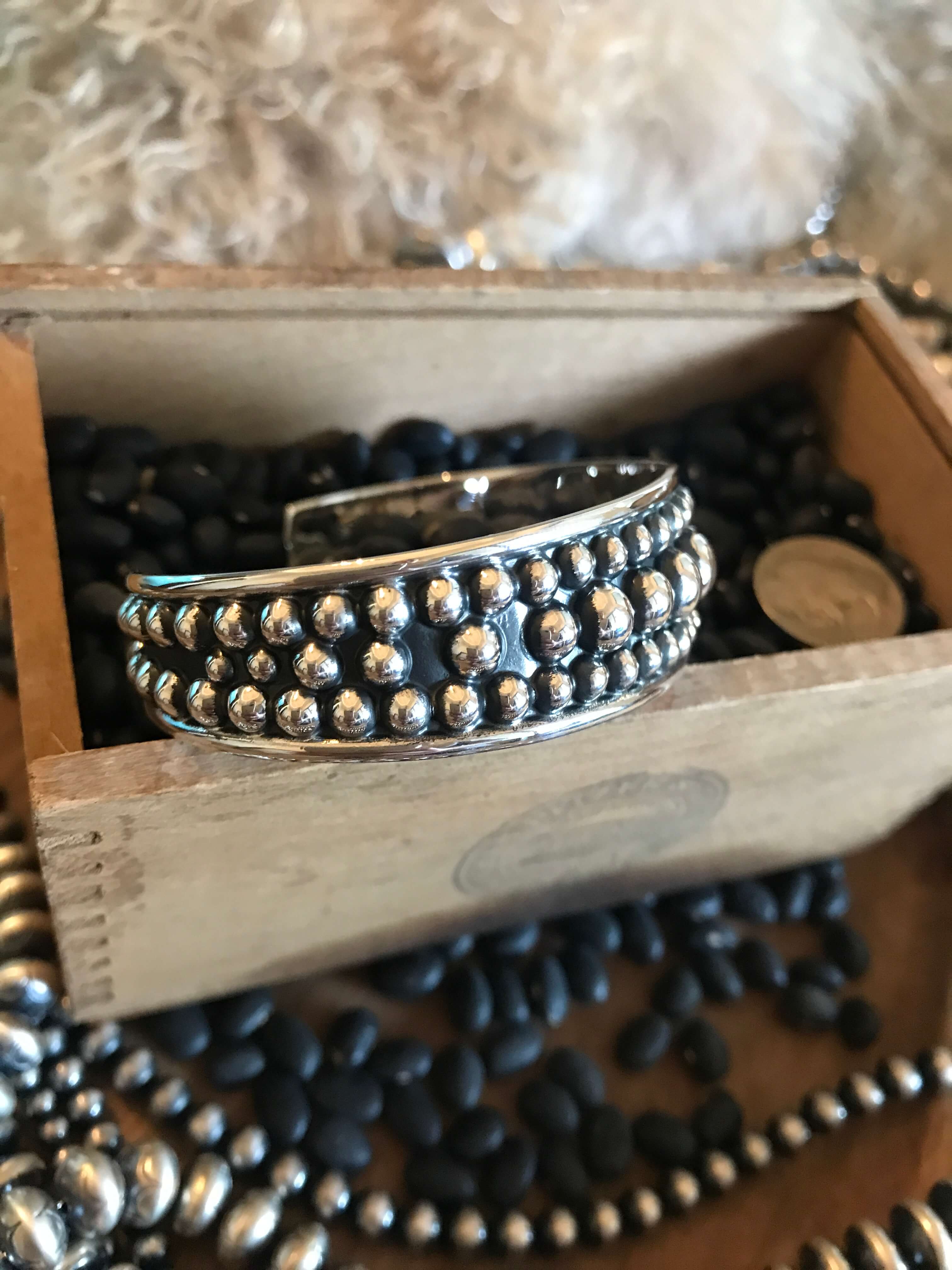 The Lesley Cuff - Image 4