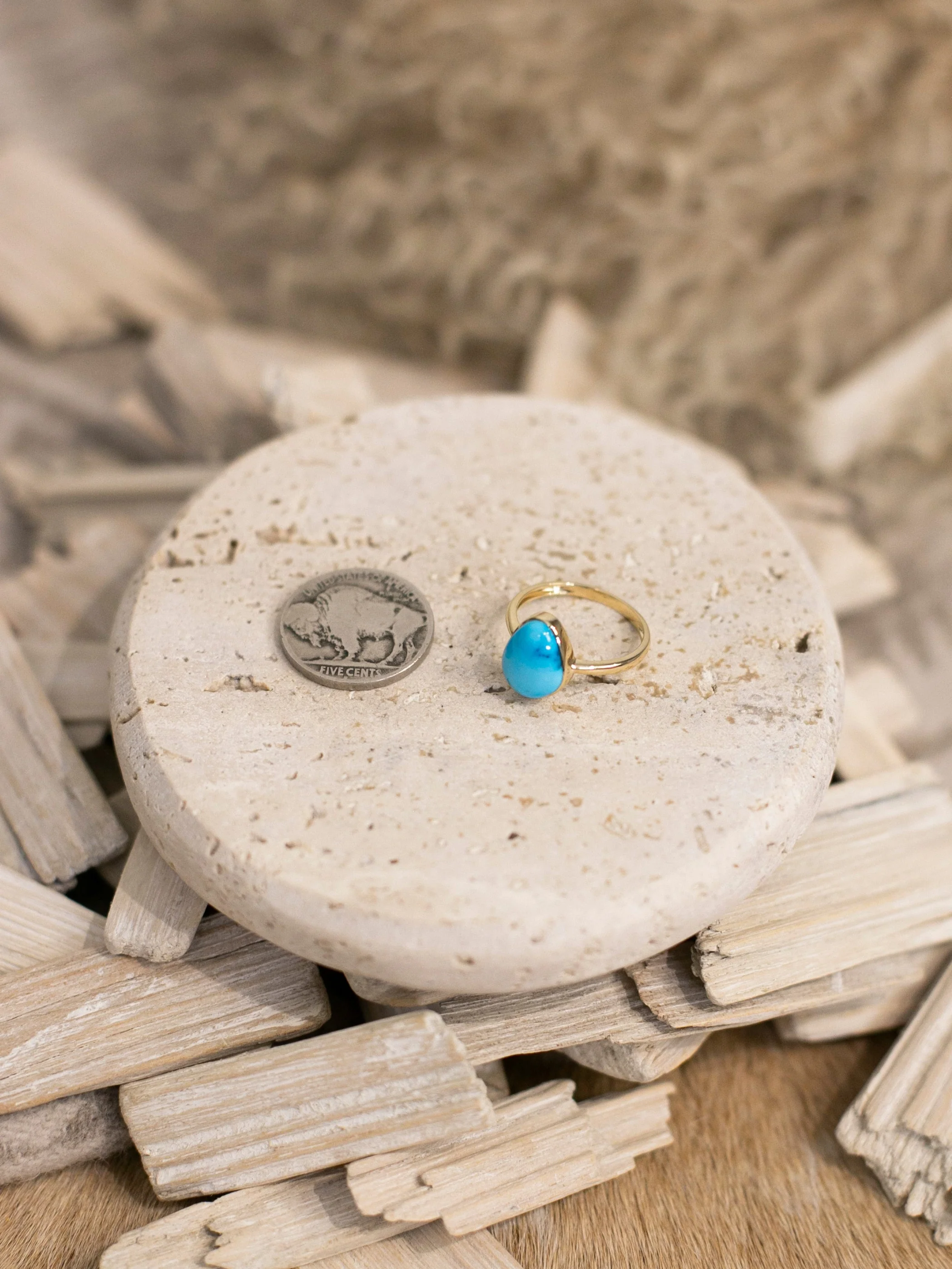 The Marseille 14k and Turquoise Ring 4, Sz 7 - Image 3
