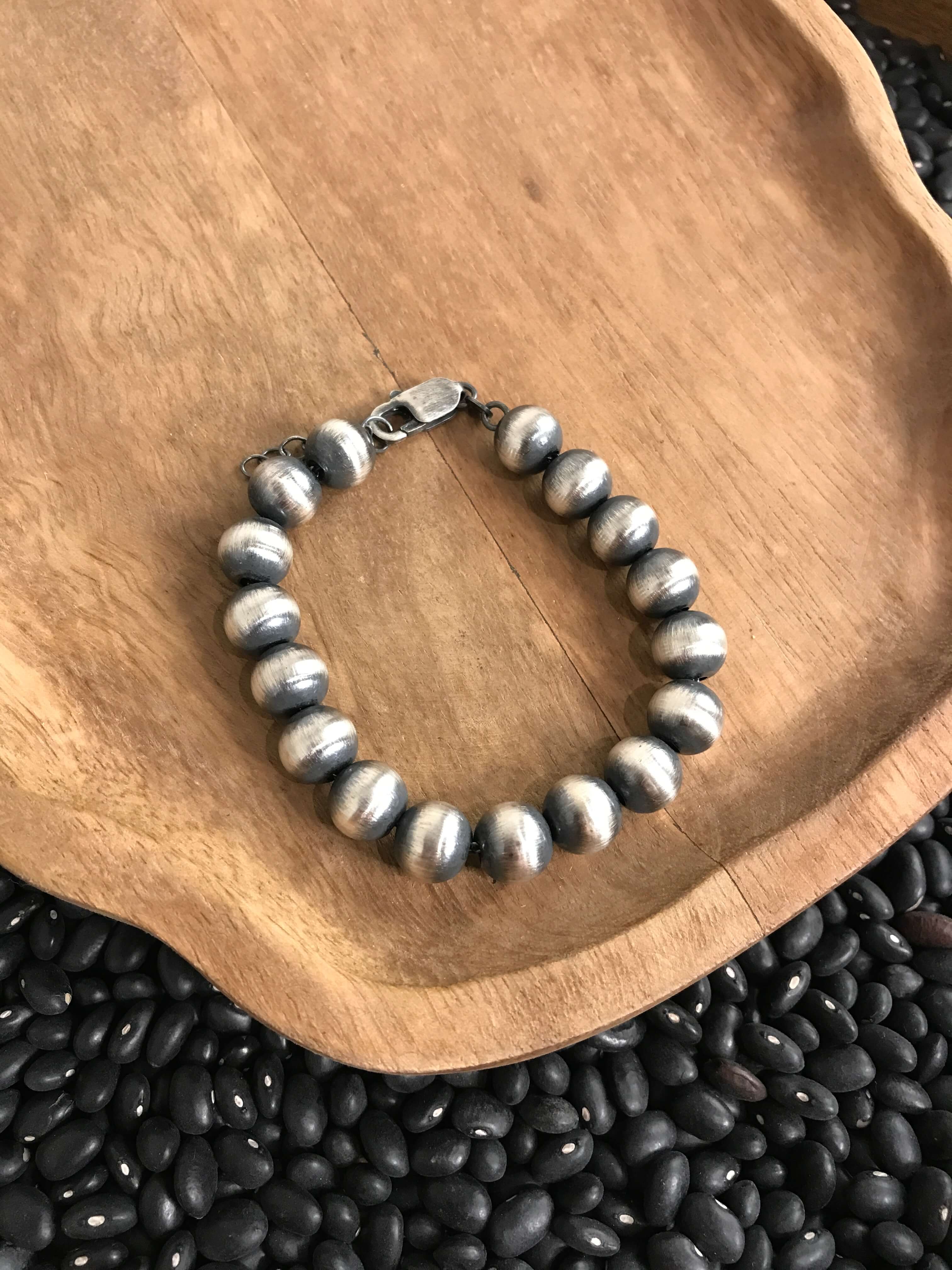 The Memphis 10mm Pearl Bracelet