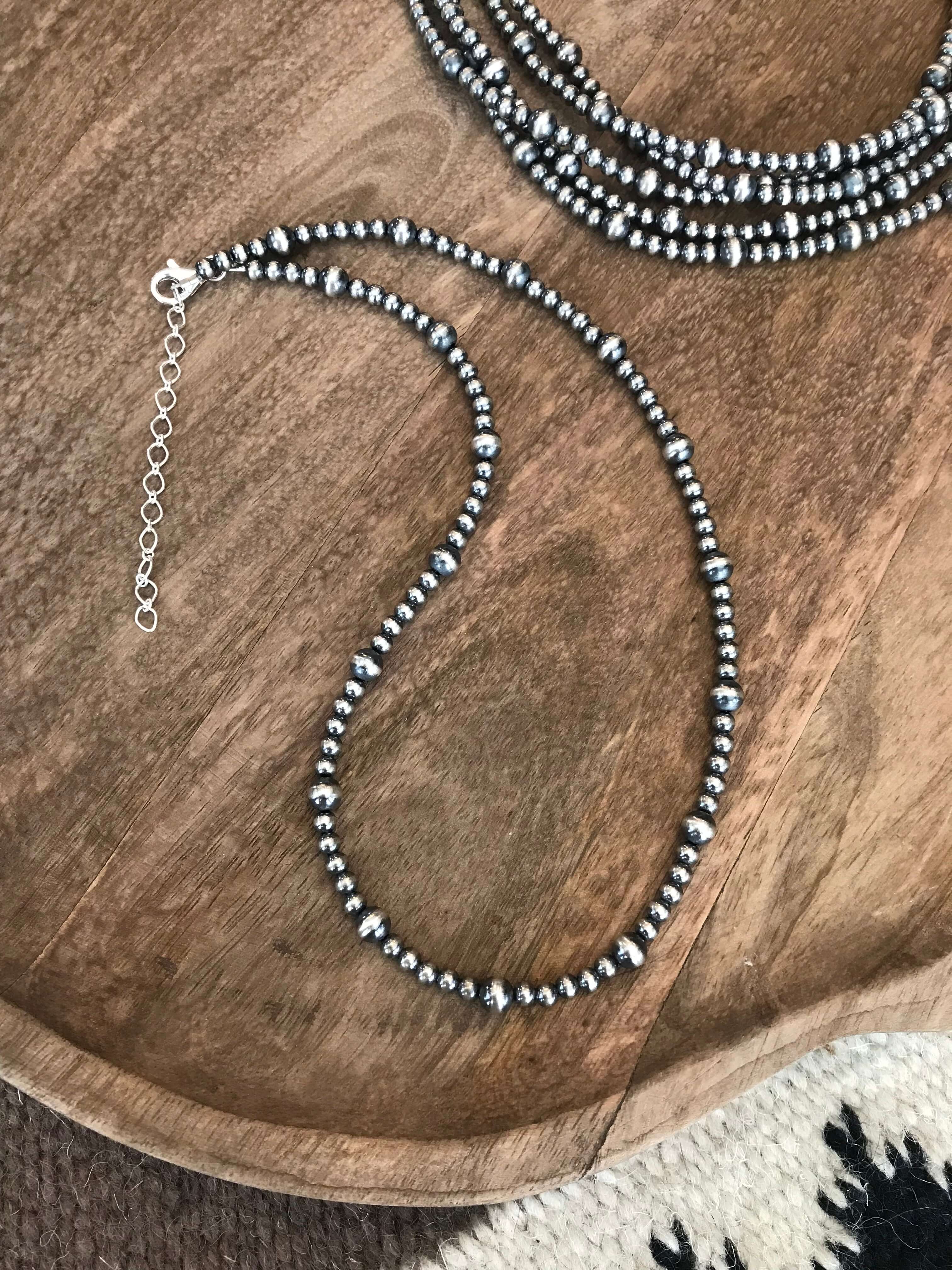 The Mina Necklace