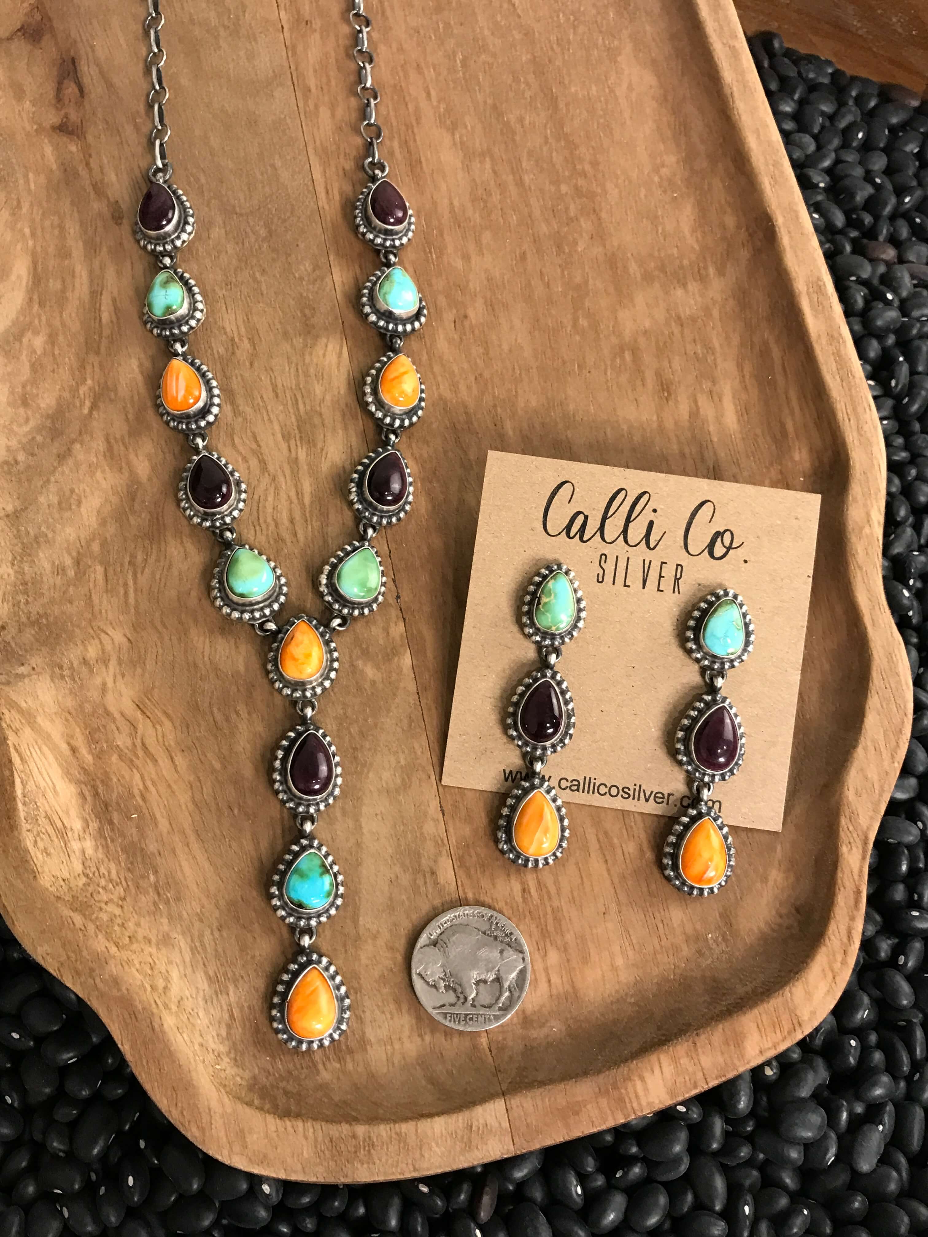 The Monowi Lariat Necklace Set - Image 4