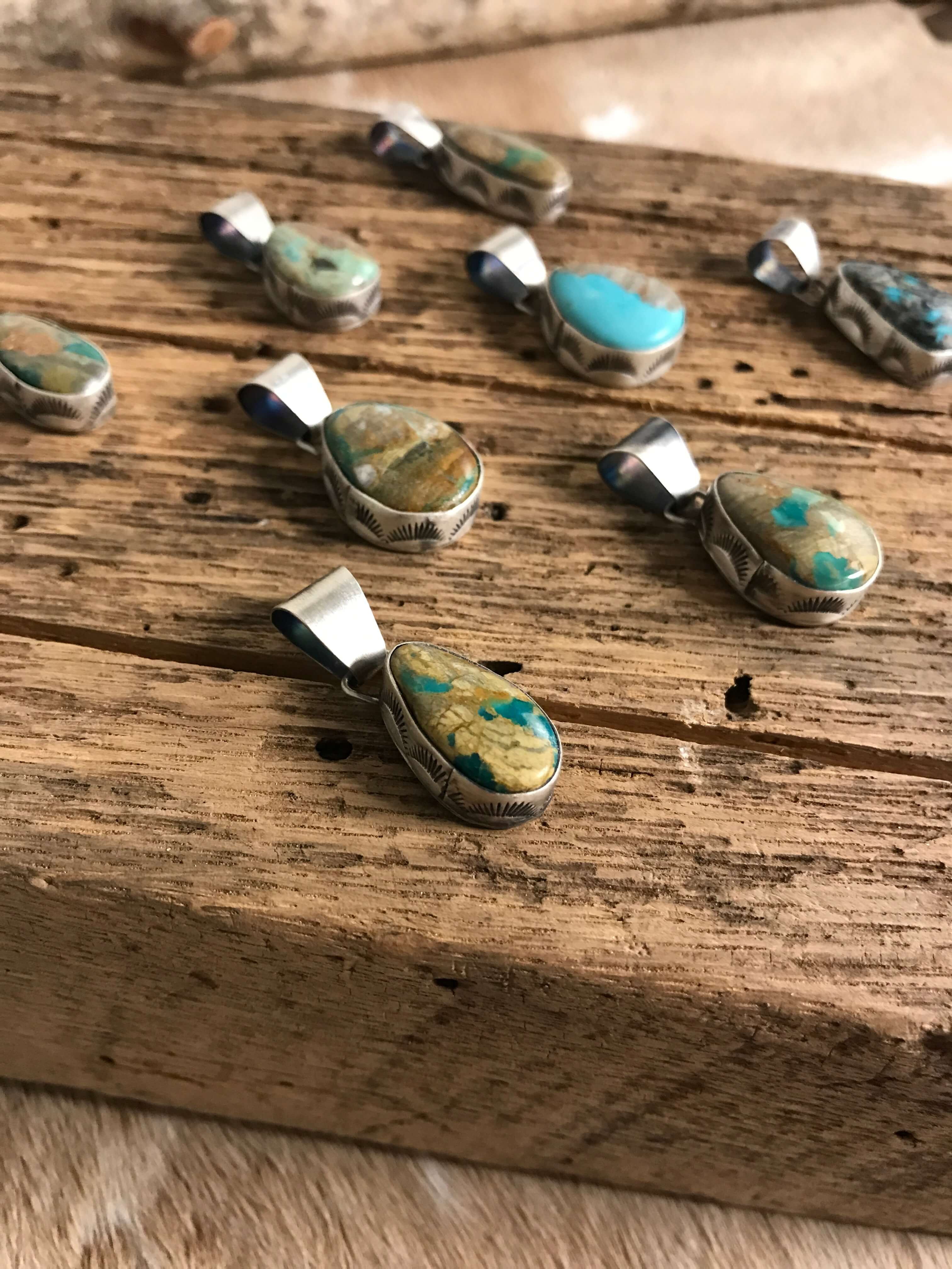 The Neiko Pendants - Image 6