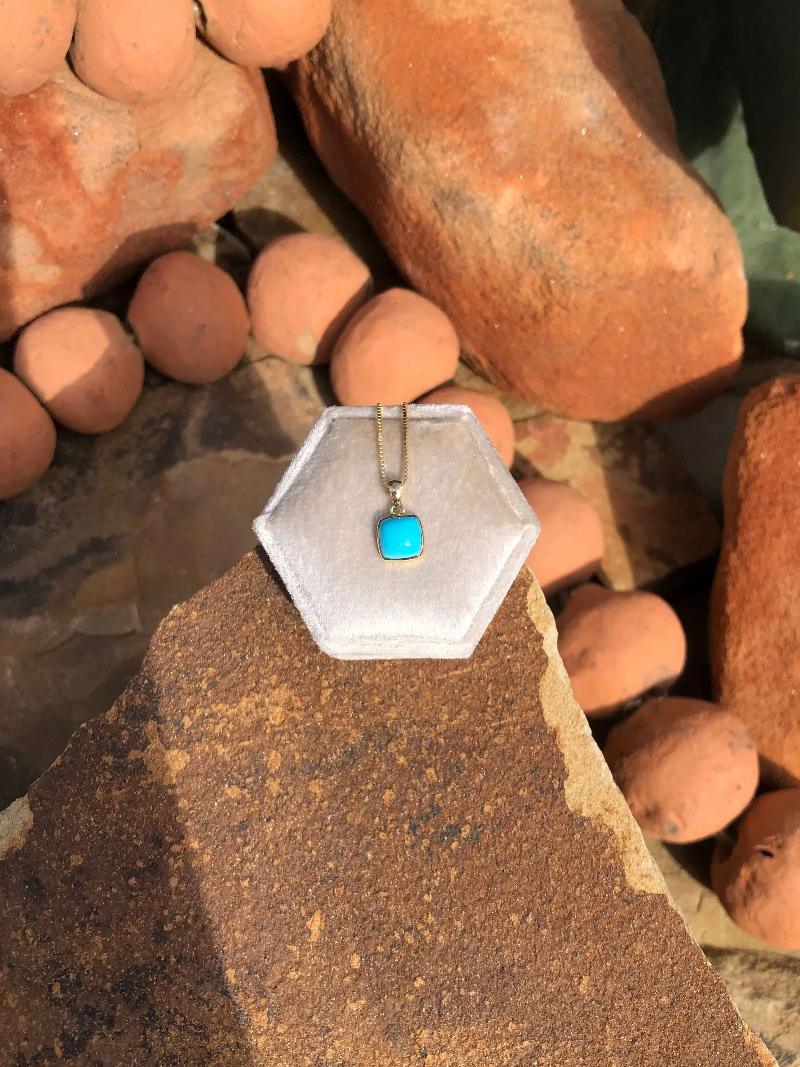 The Nordic 14k and Turquoise Pendant, 31 - Image 5