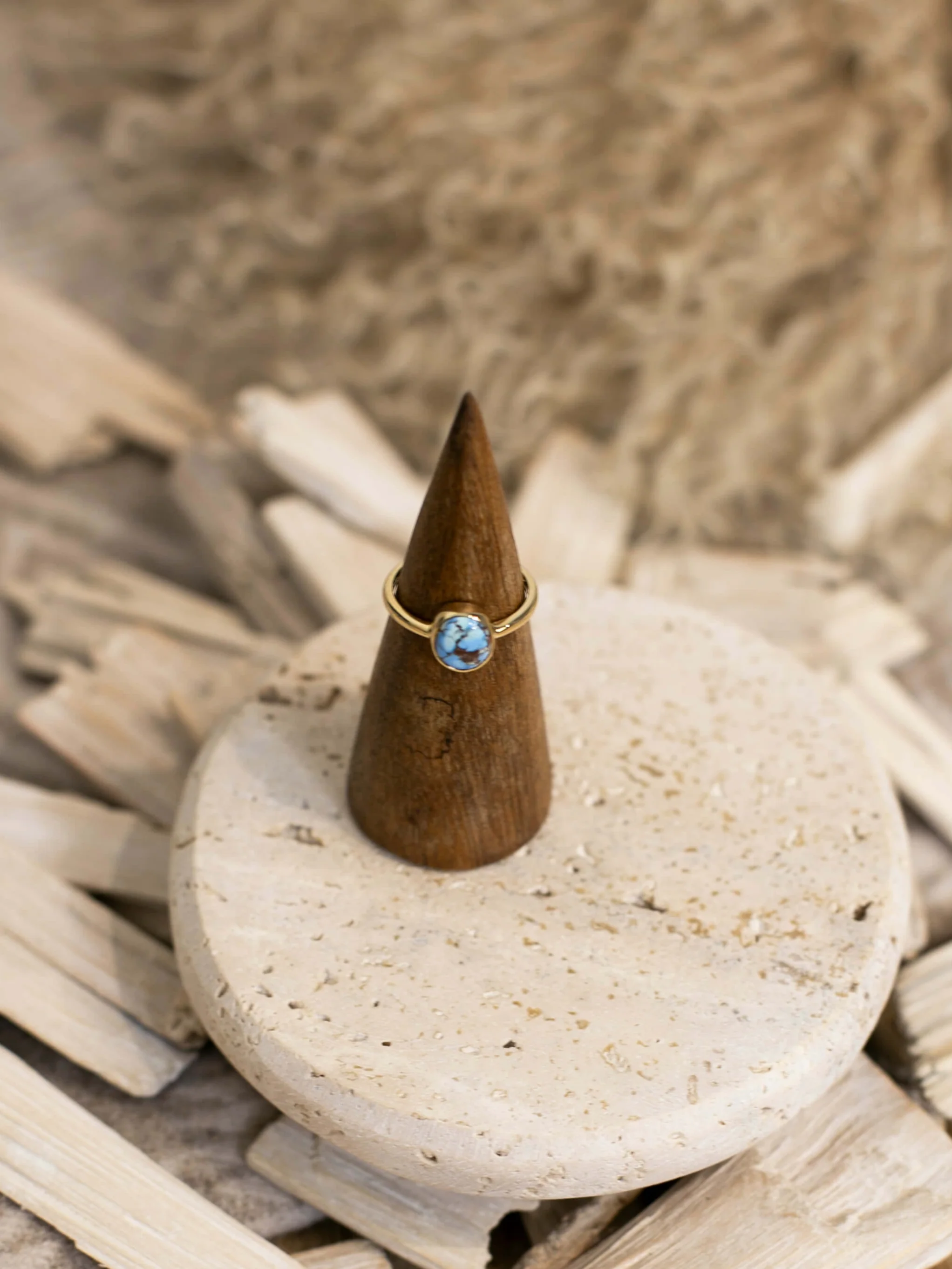 The Paris 14k and Turquoise Ring 14, Sz 7 - Image 2