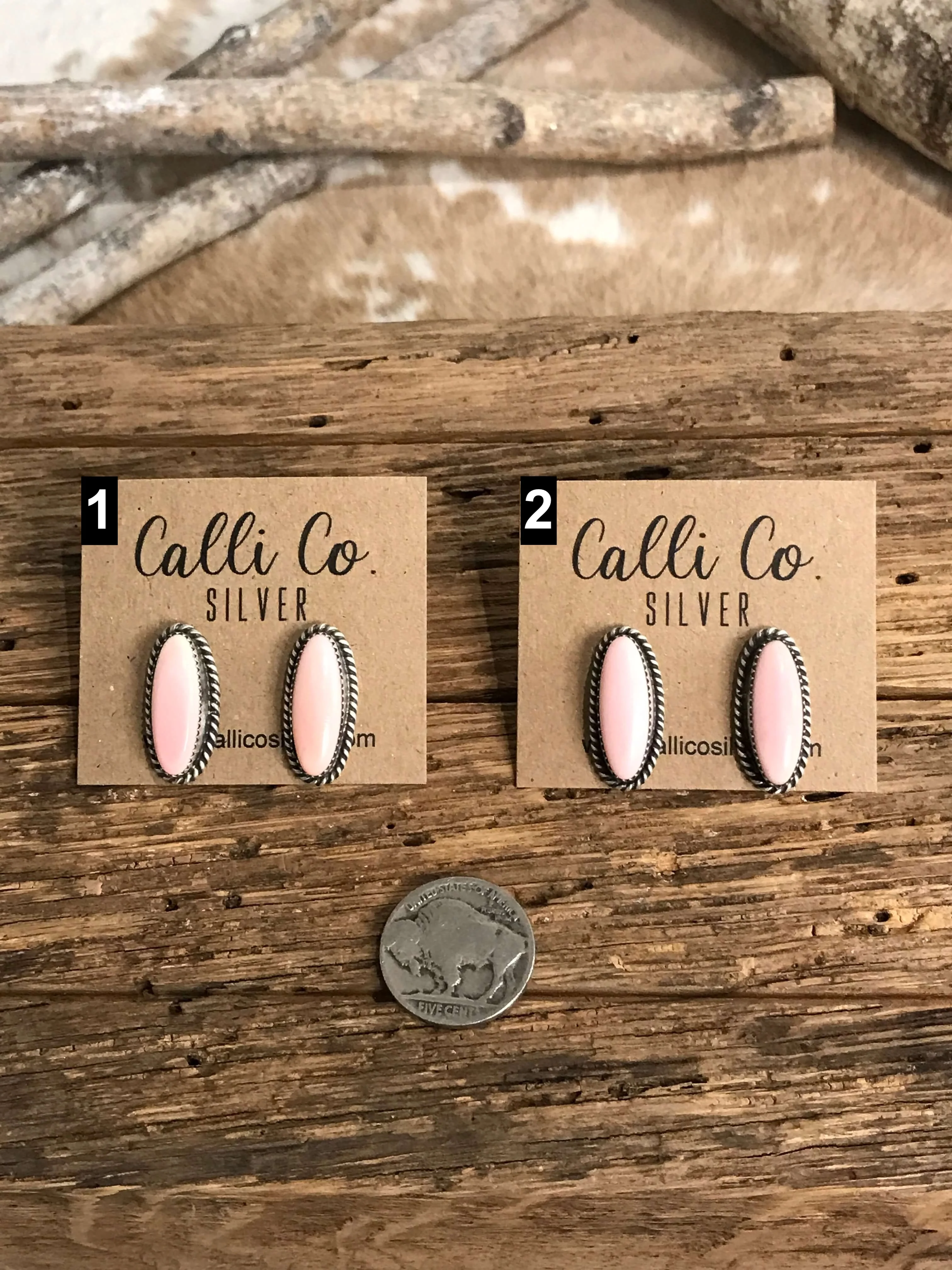 The Pink Conch Oval Studs - Image 2