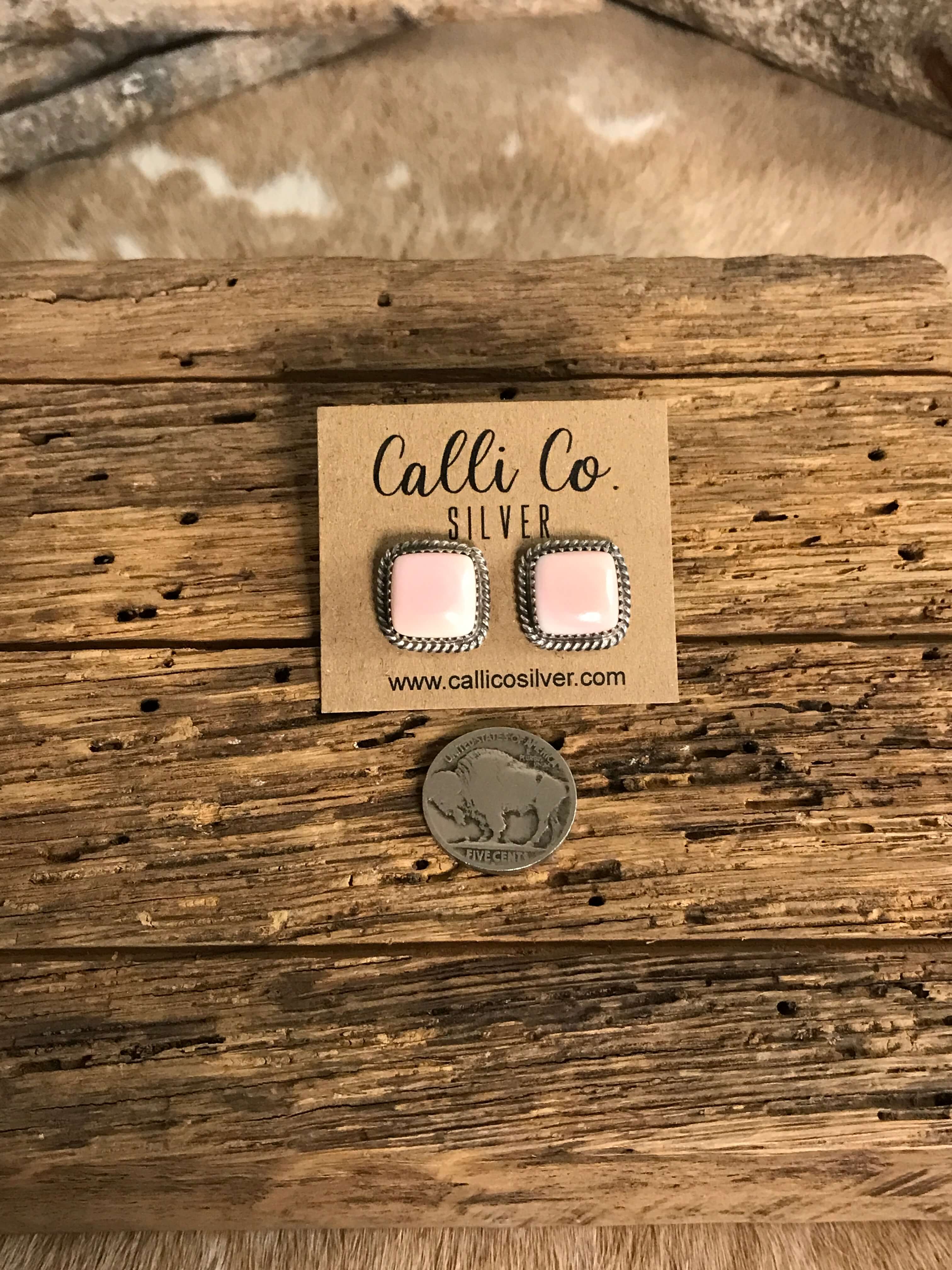 The Pink Conch Studs, 6 - Image 2