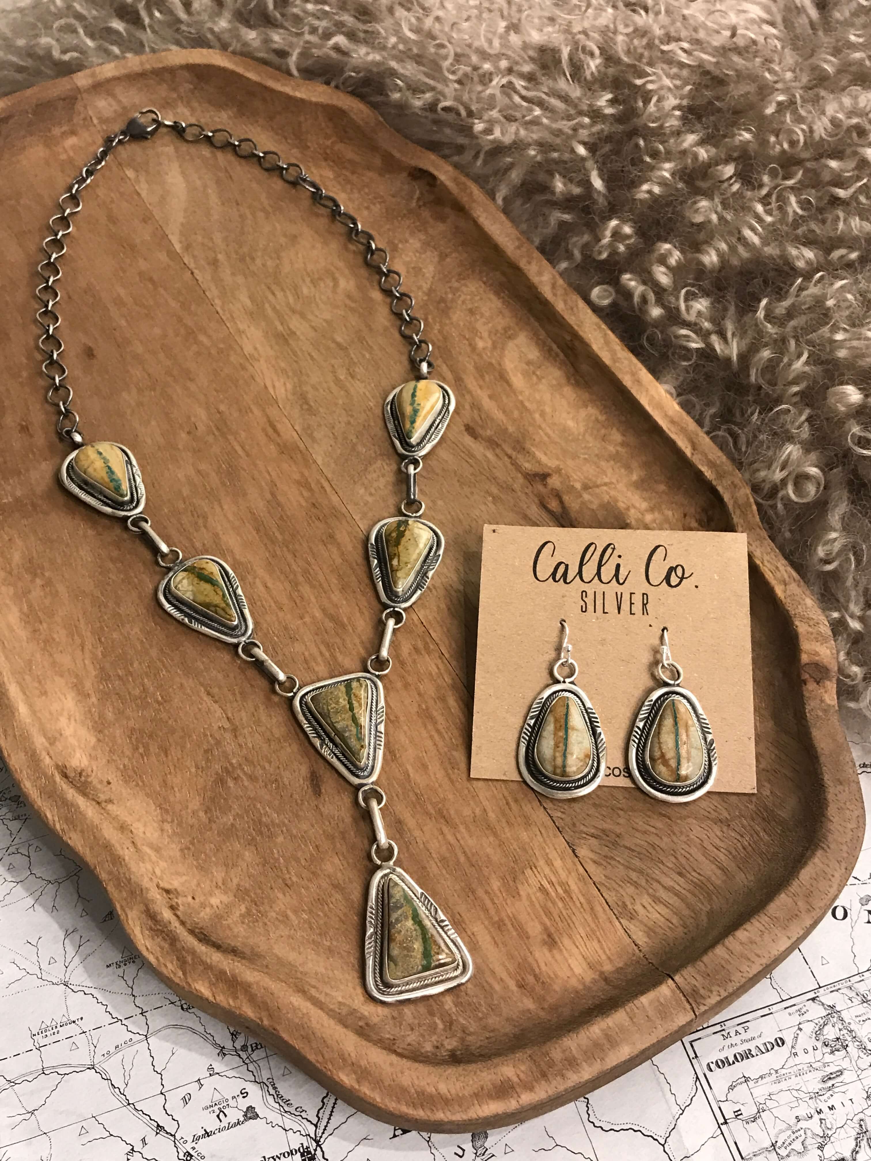 The Pocatello Lariat Necklace Set