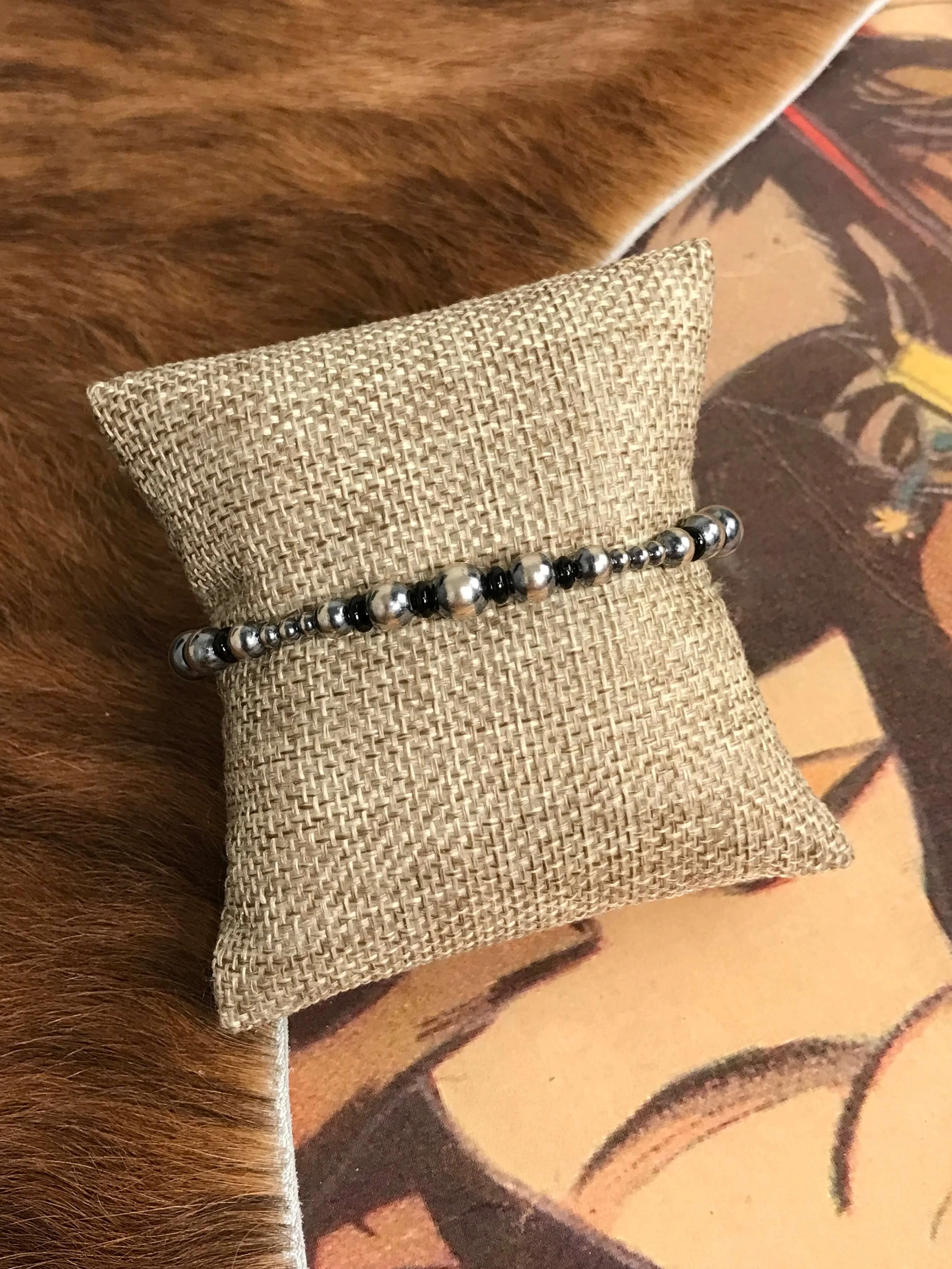 The Pompei Onyx Stretch Bracelet