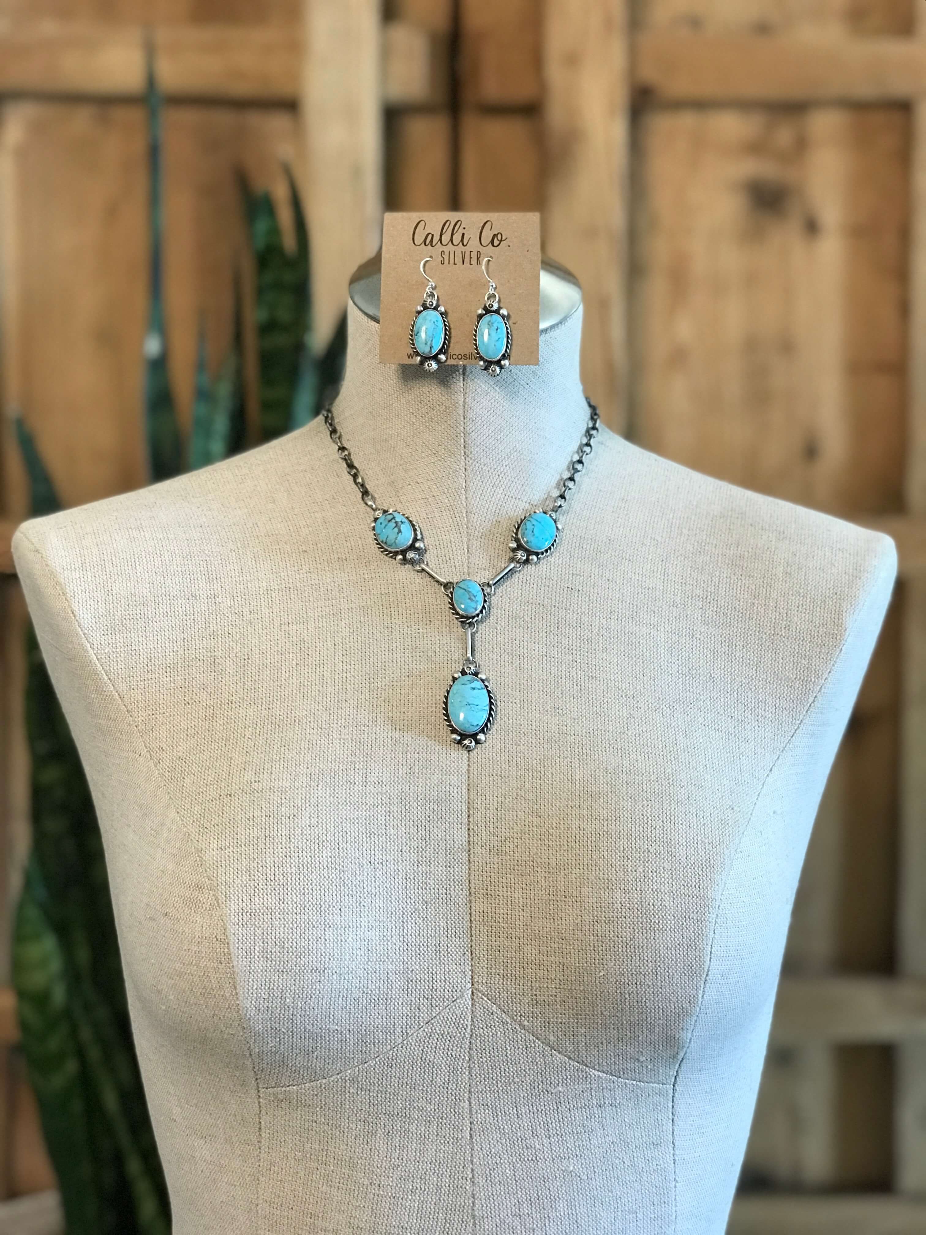 The Reeves Turquoise Lariat Necklace Set - Image 3
