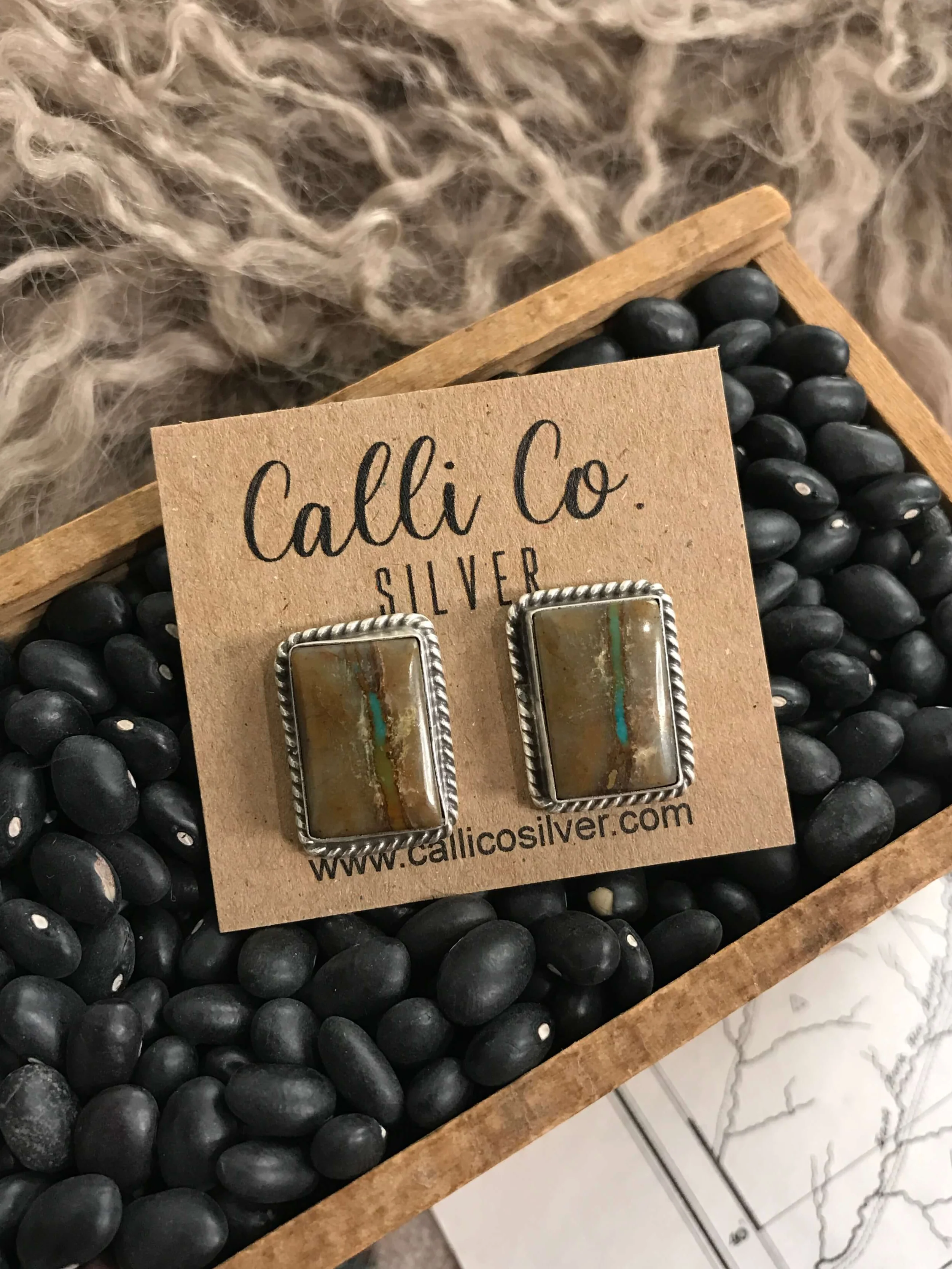The Ribbon Studs, 6