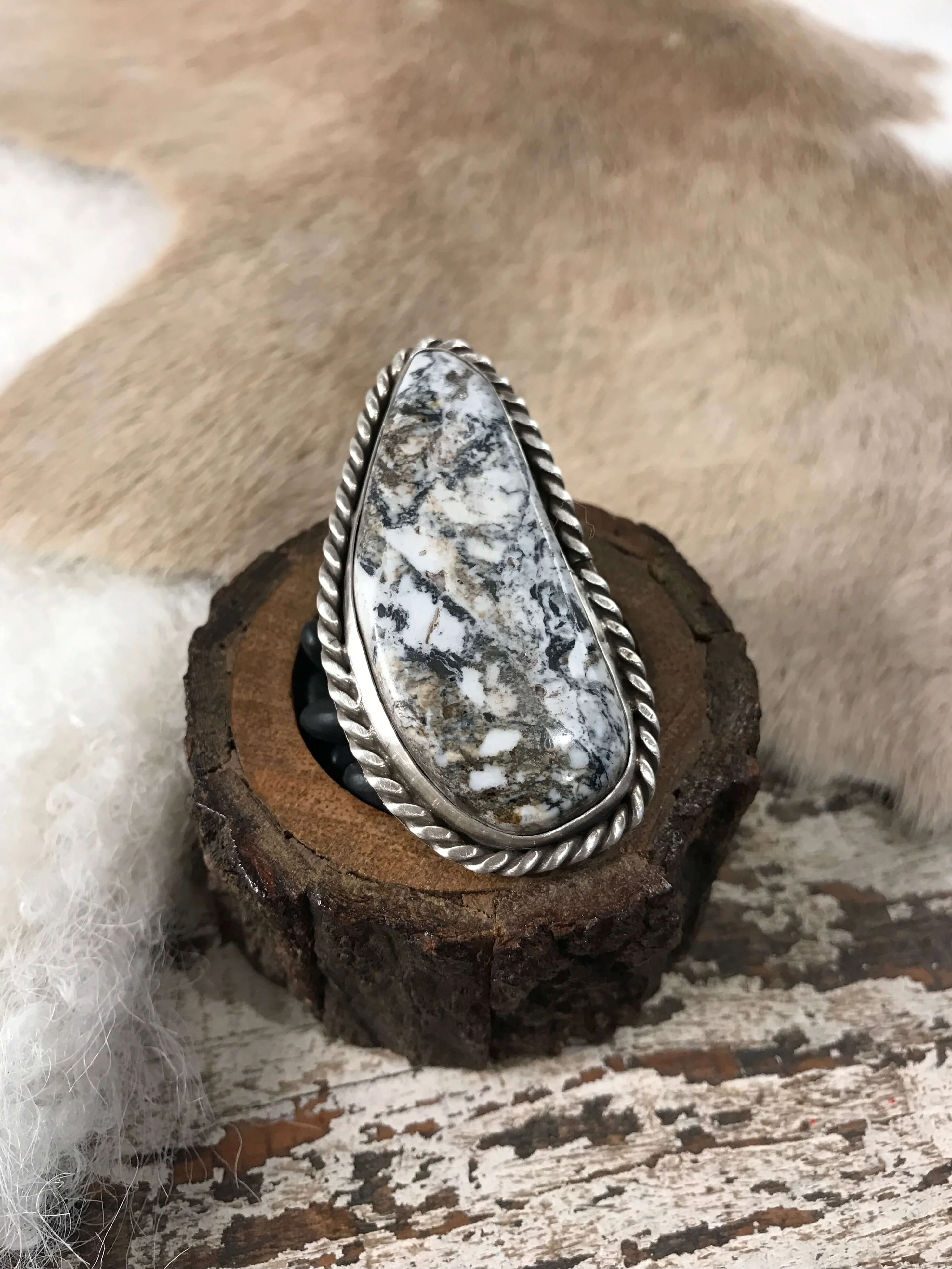 The Rockport Ring, Sz. 8