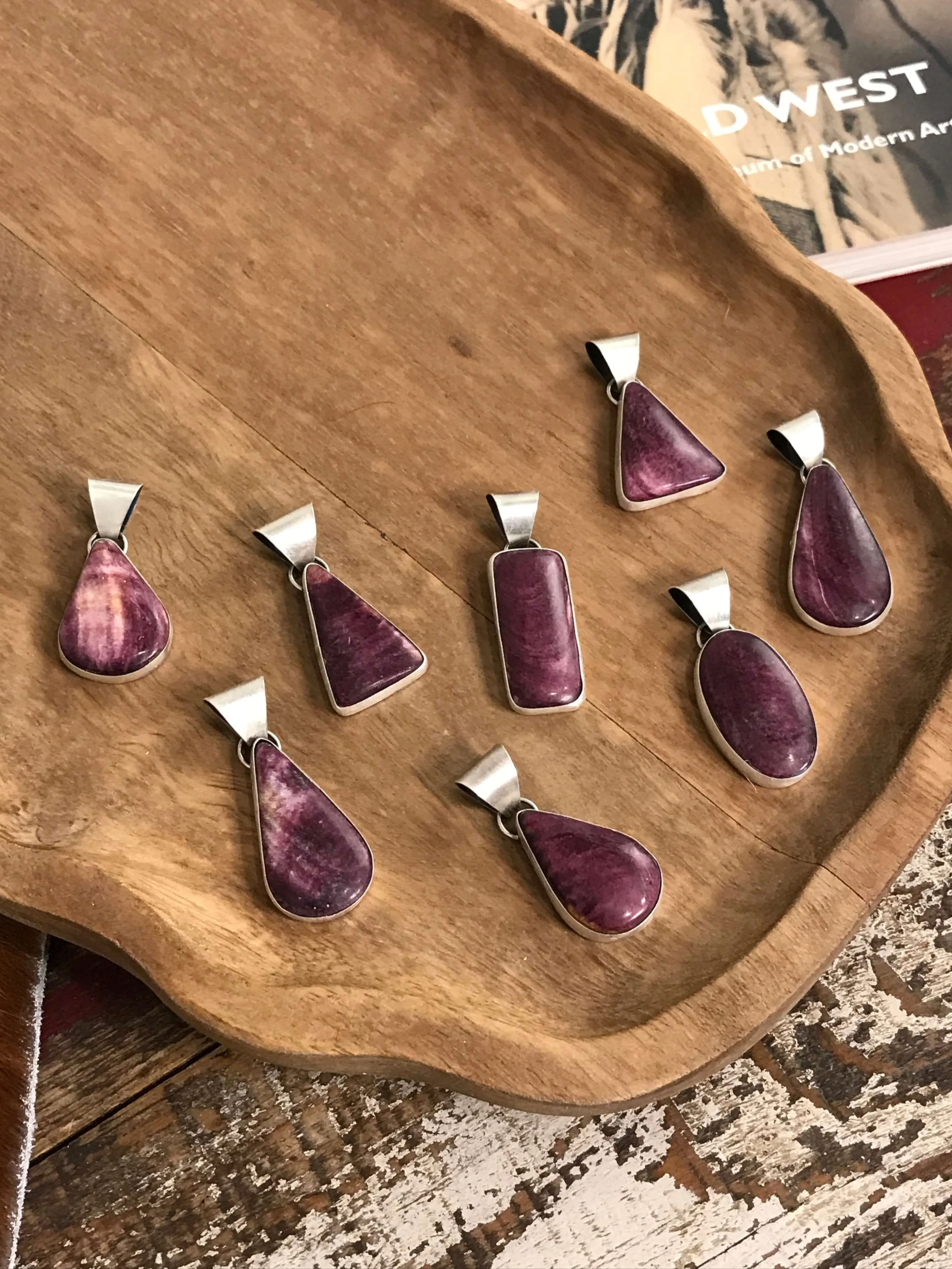 The Sabella Pendants in Spiny