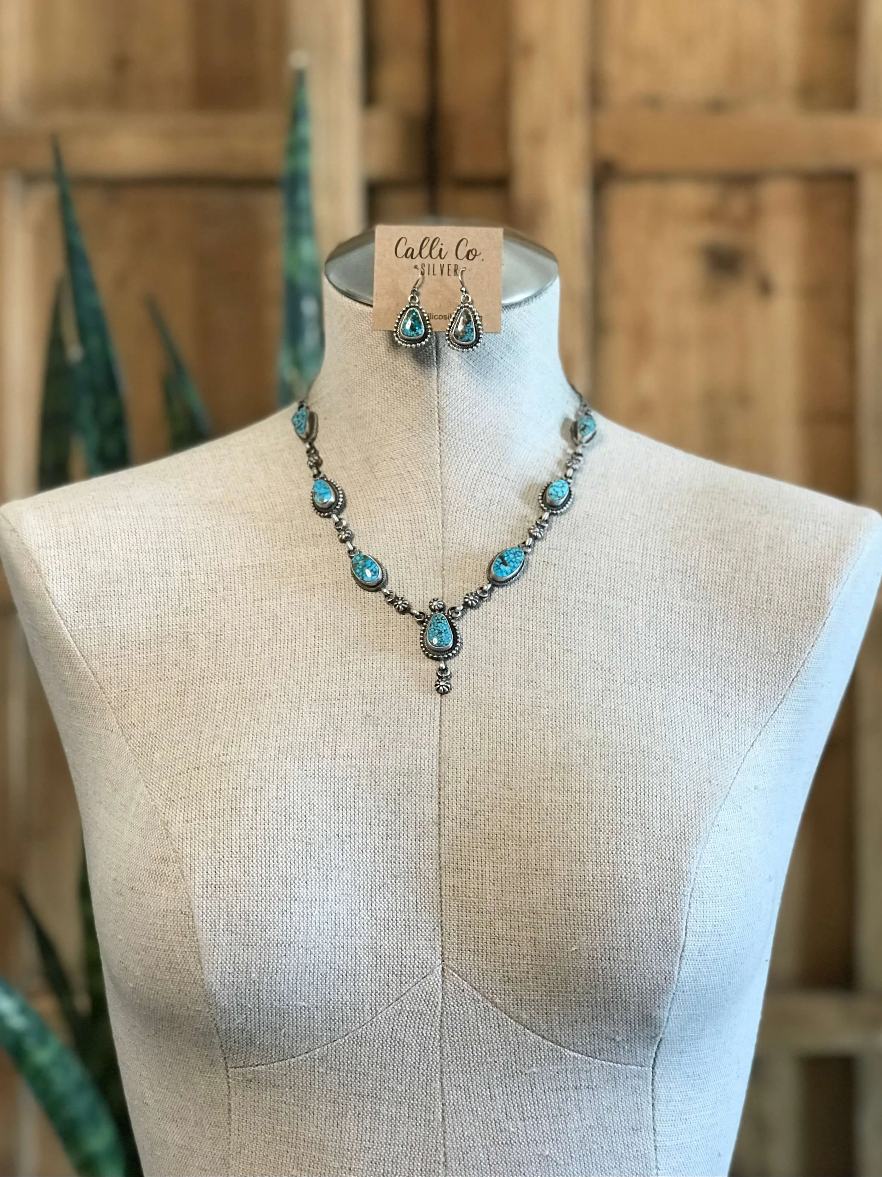 The Salado Turquoise Statement Necklace Set - Image 3