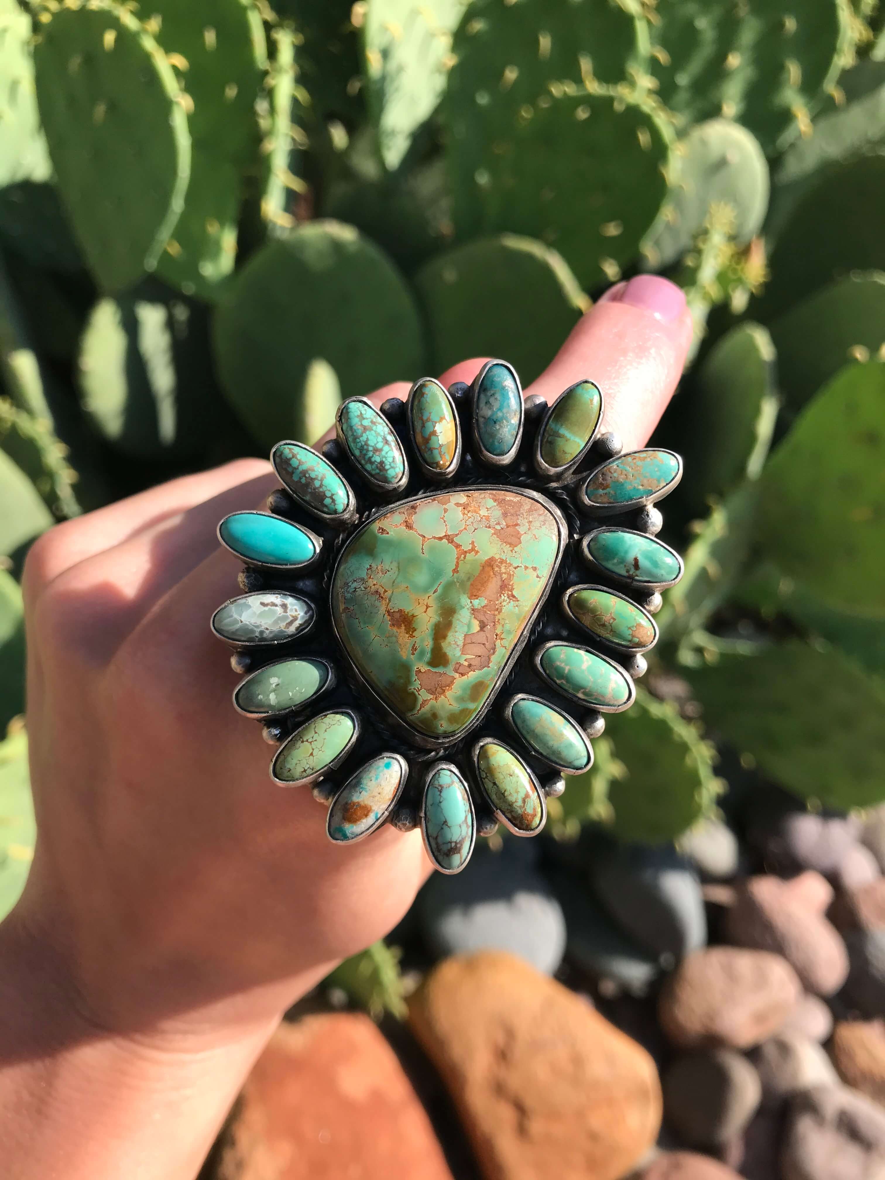 The Santo Turquoise Cluster Ring, Sz. 8.5 - Image 3