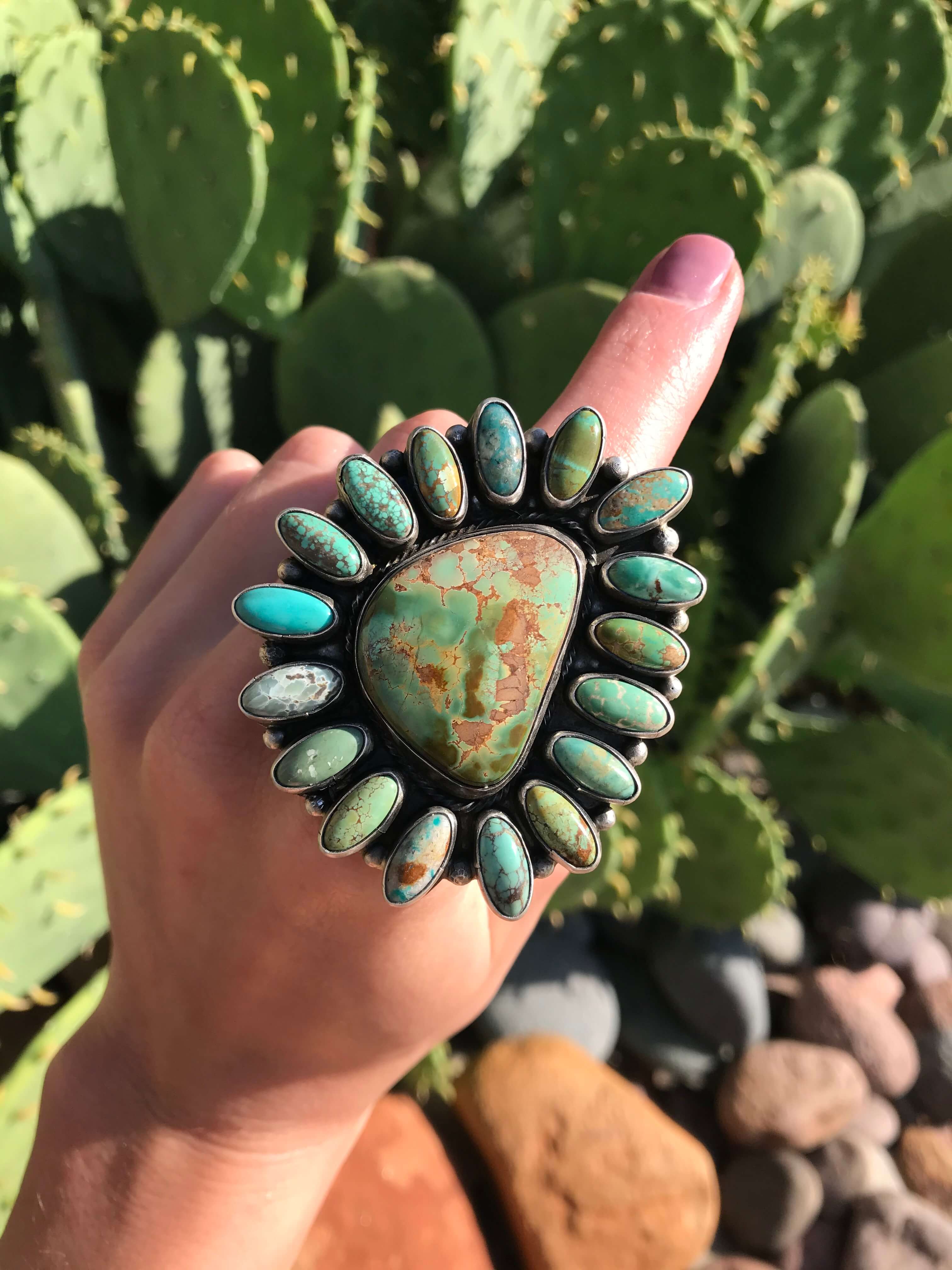 The Santo Turquoise Cluster Ring, Sz. 8.5 - Image 5