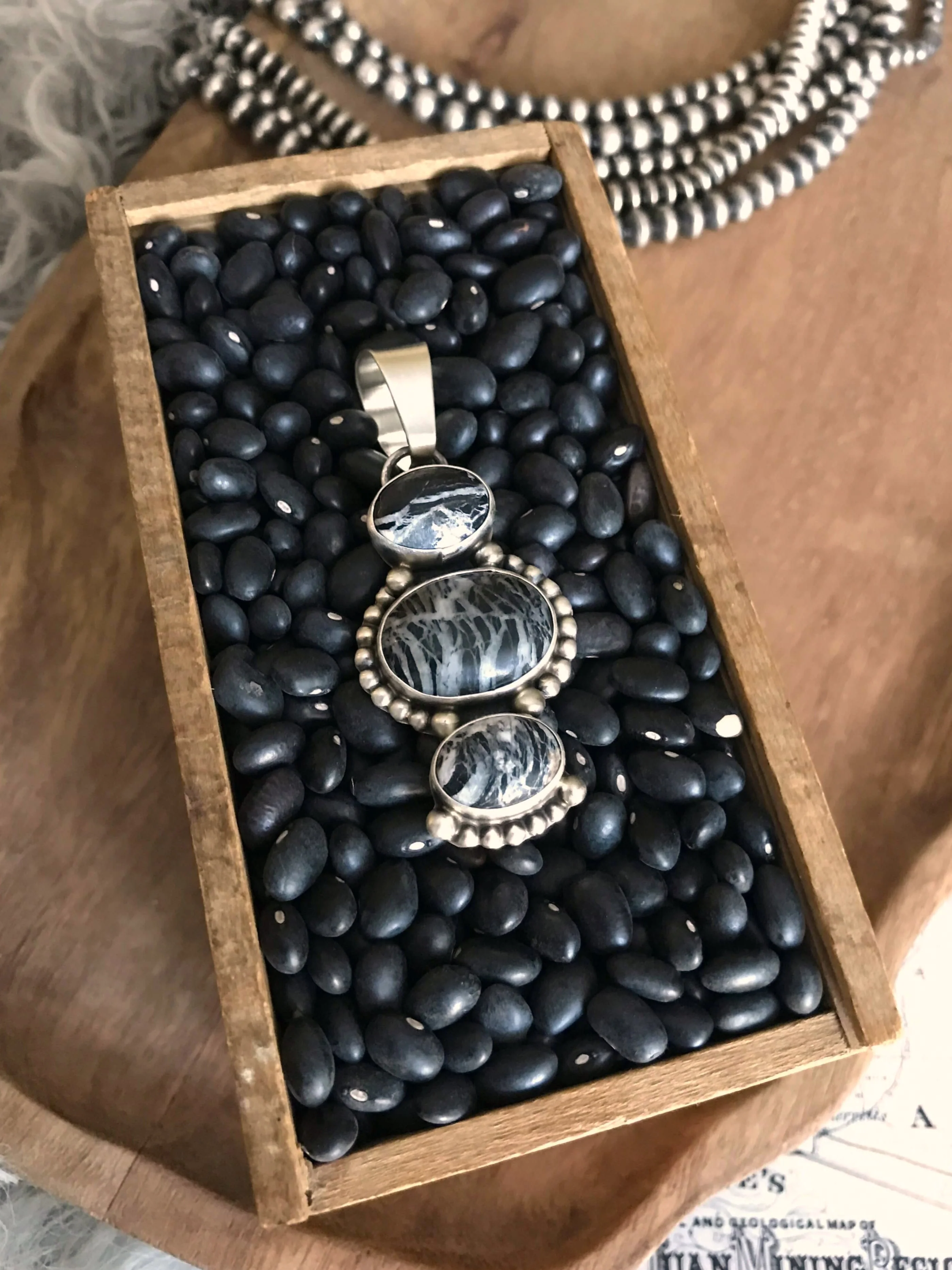 The Seabrook Pendant, 2