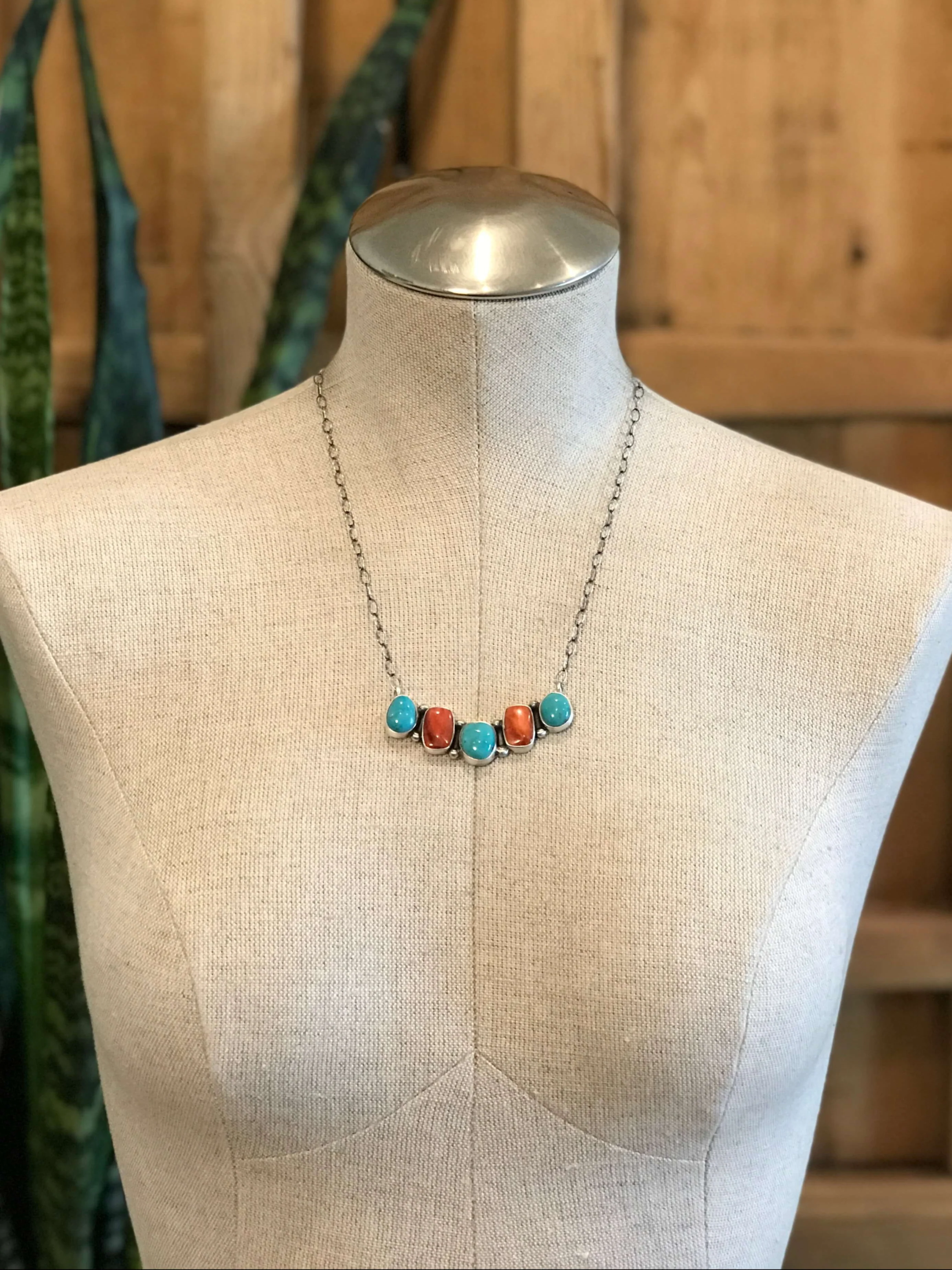 The Shale Turquoise and Spiny Necklace - Image 2