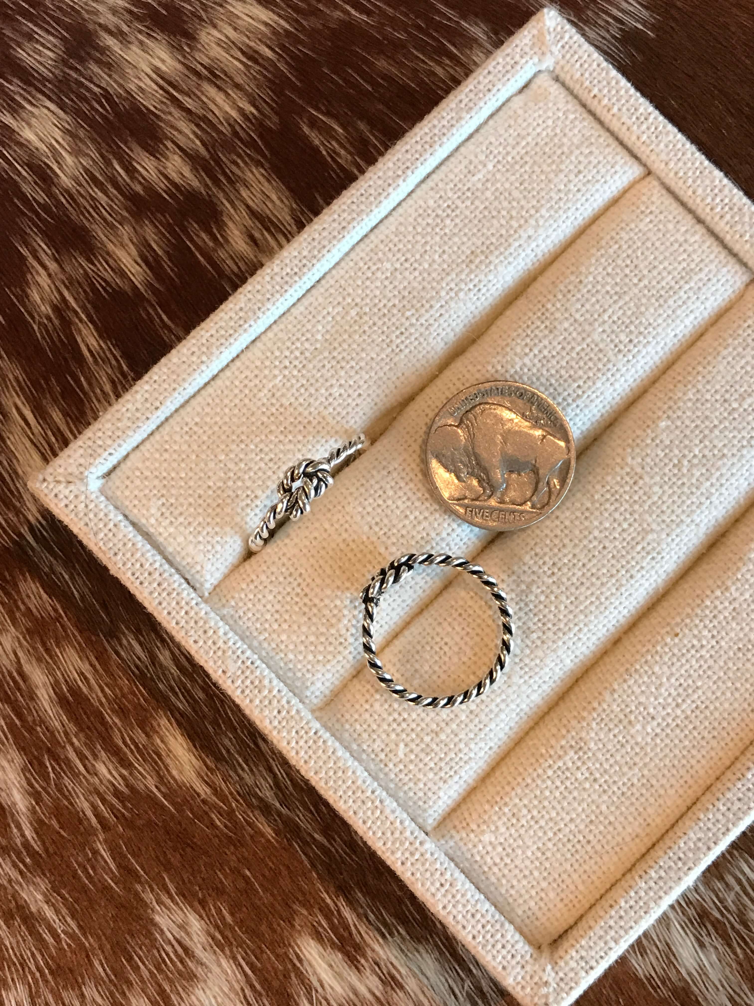 The Sterling Knot Ring - Image 3