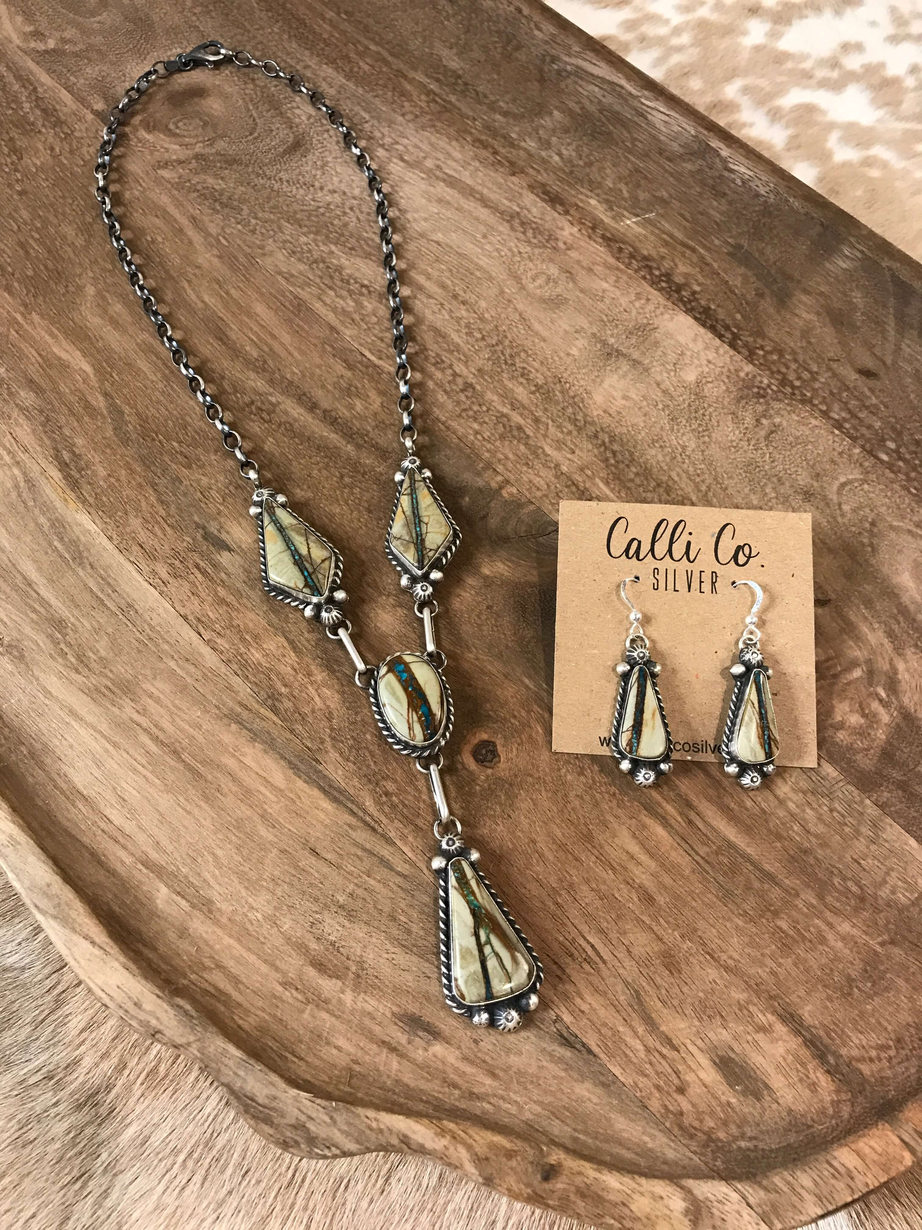 The Tupack Lariat Necklace Set