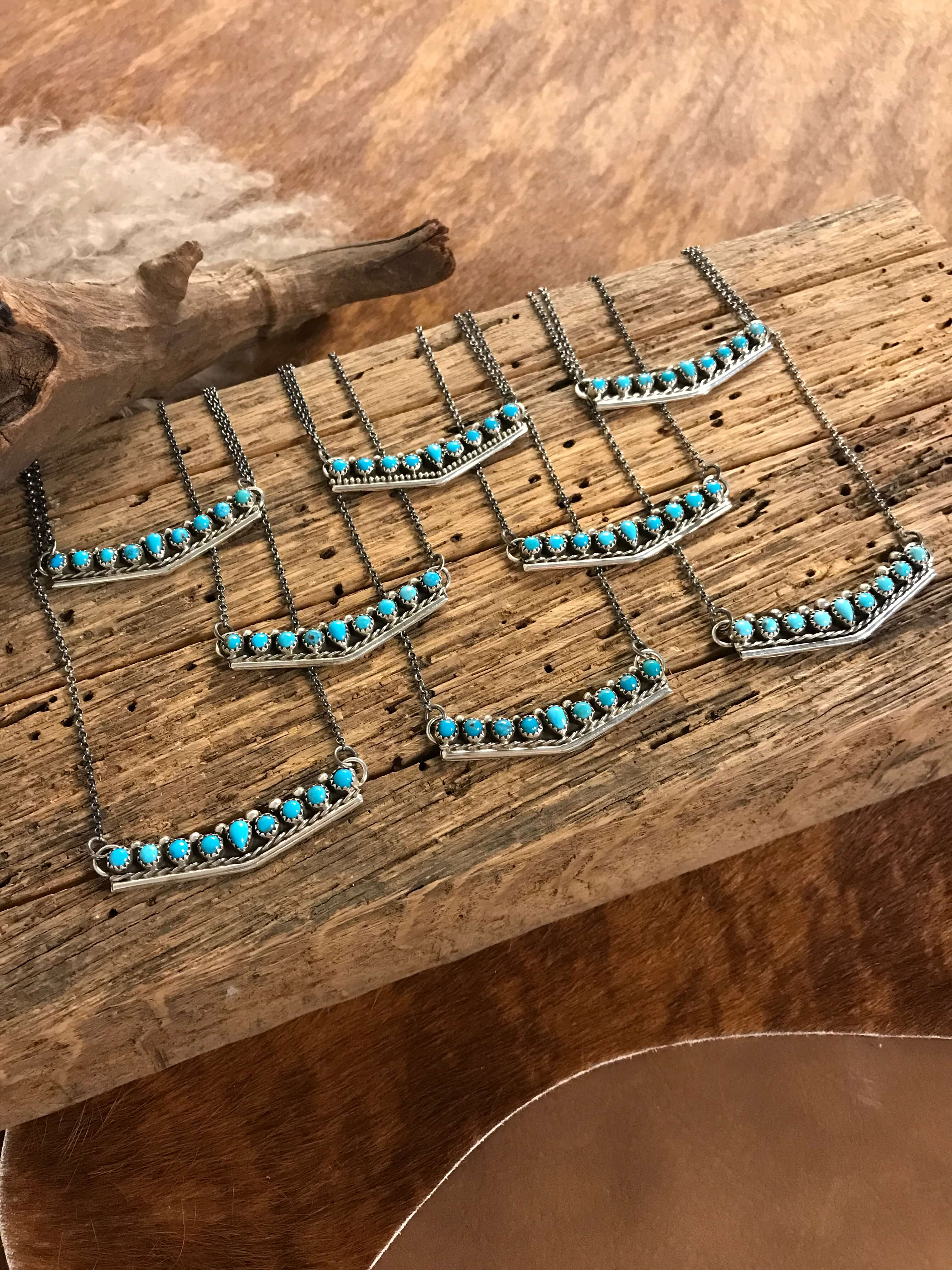The Valdina Necklaces - Image 4