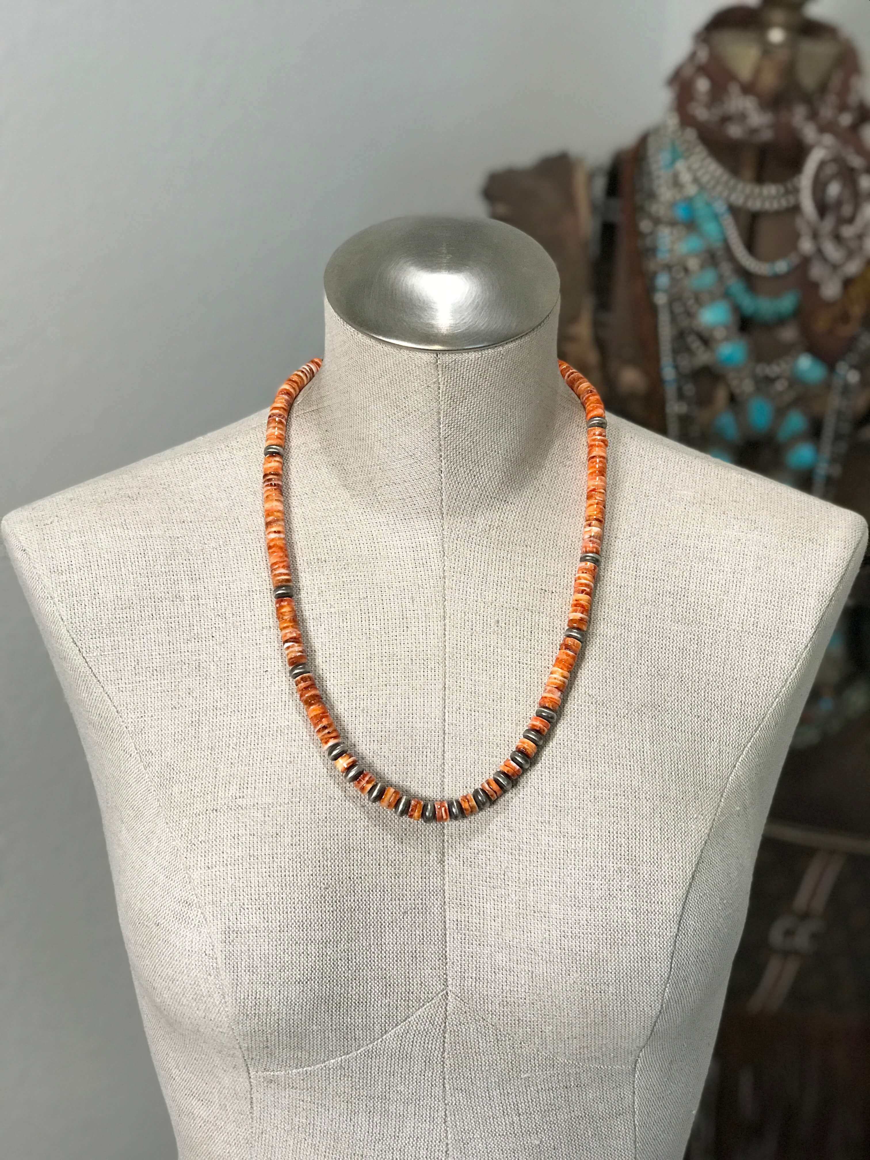 The Wausa Spiny Necklace - Image 2